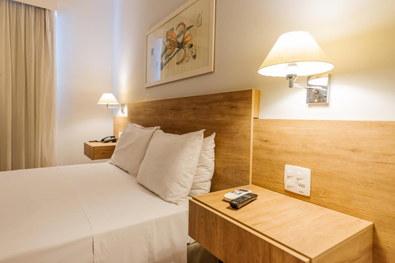 Standard Apartment with One Queen Bed - Photo 2