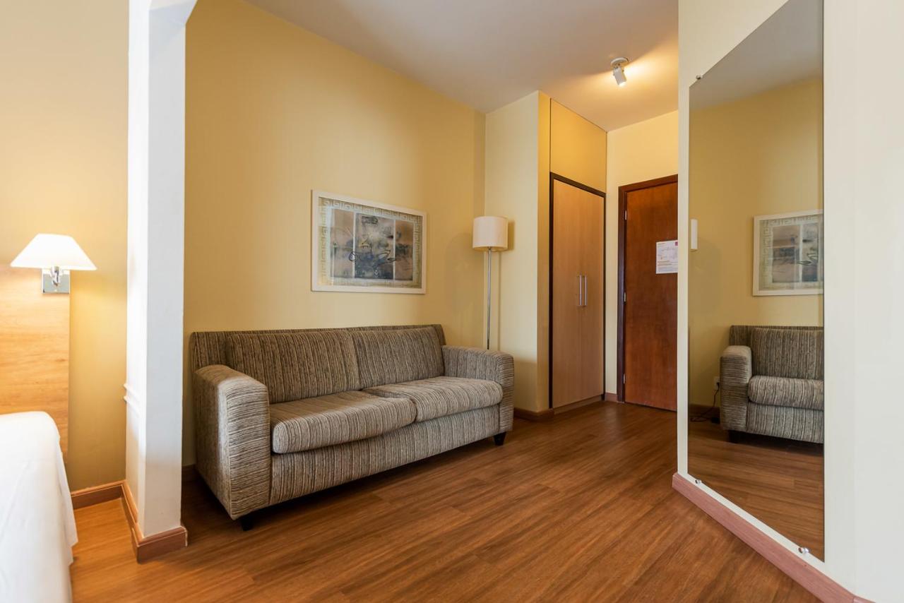 Standard Apartment with Two Single Beds - Photo 2