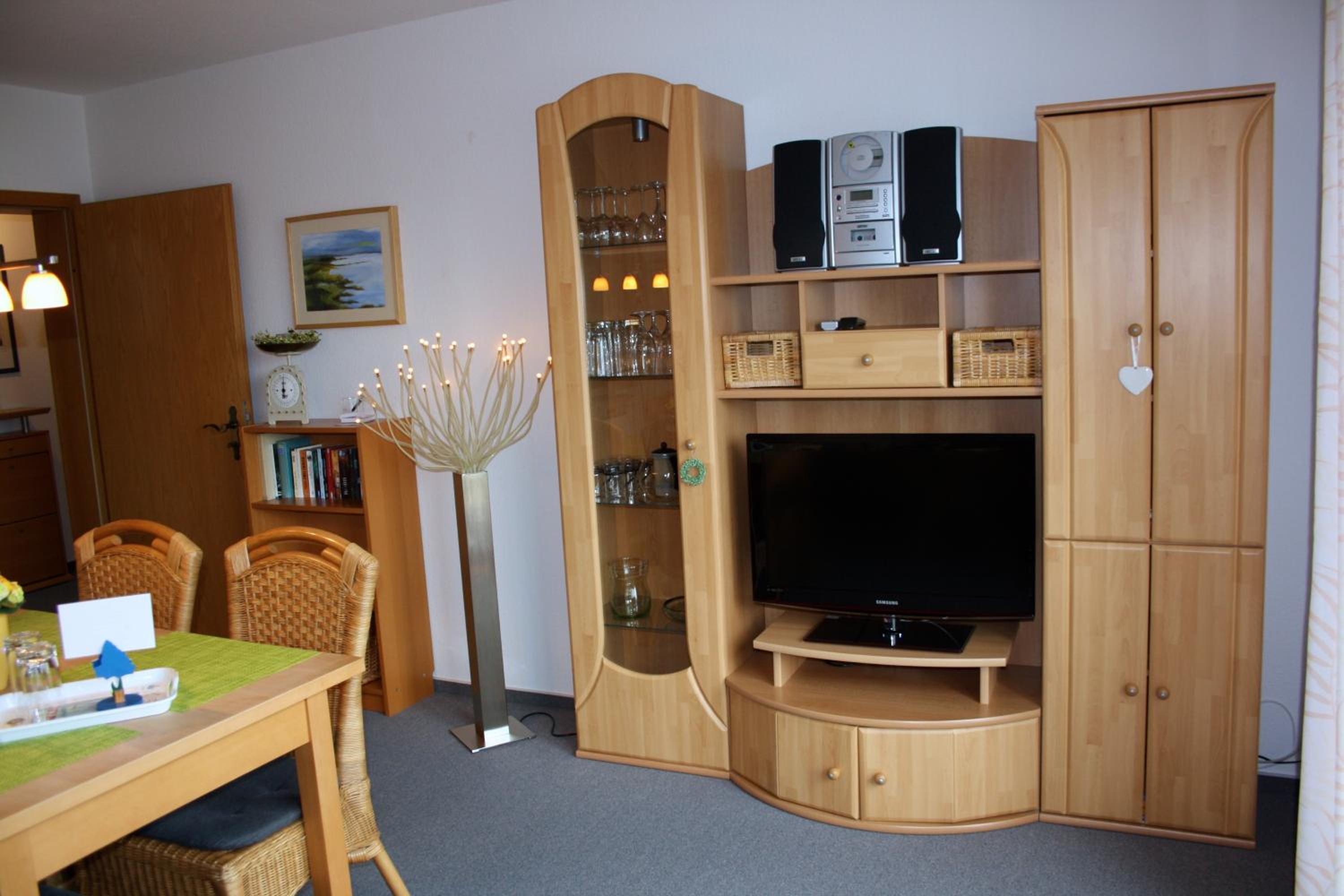Three-Bedroom Apartment photo 1
