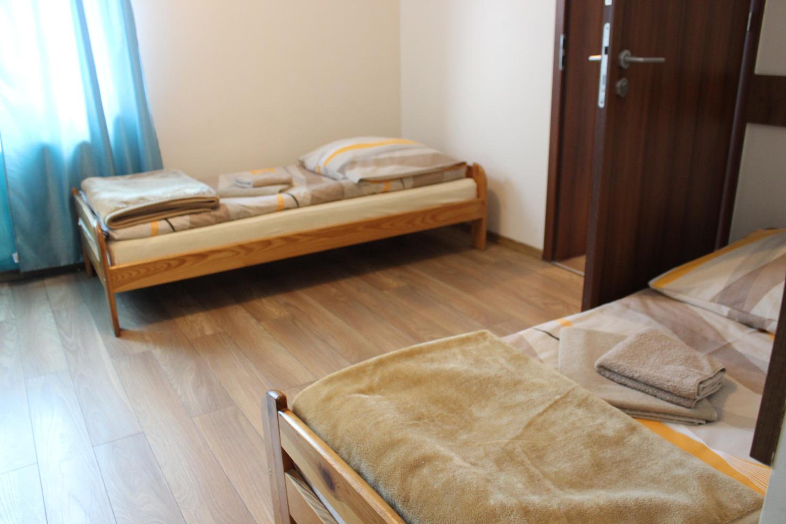 Triple Room with Private Bathroom - Photo 6