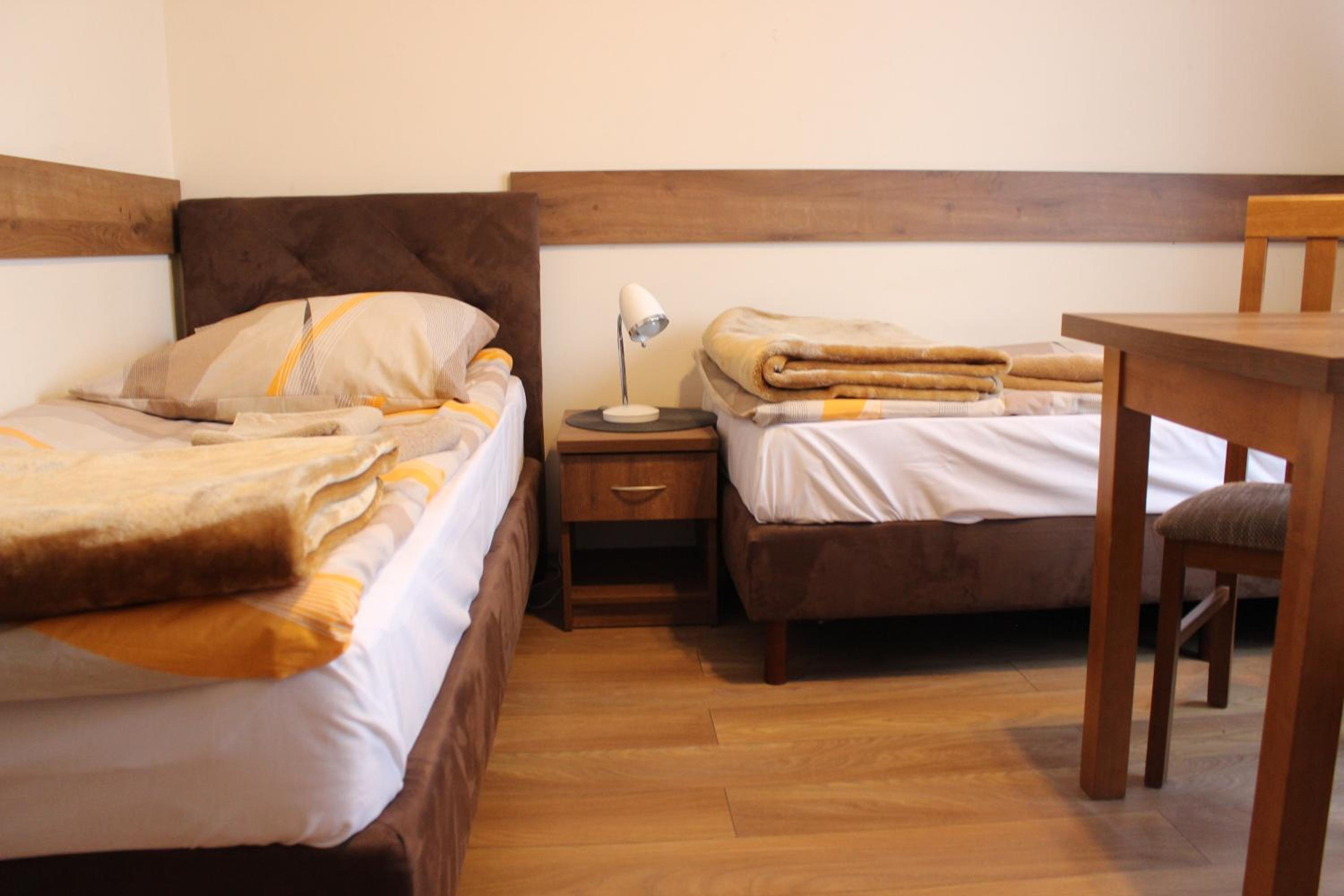 Standard Triple Room - Photo 3