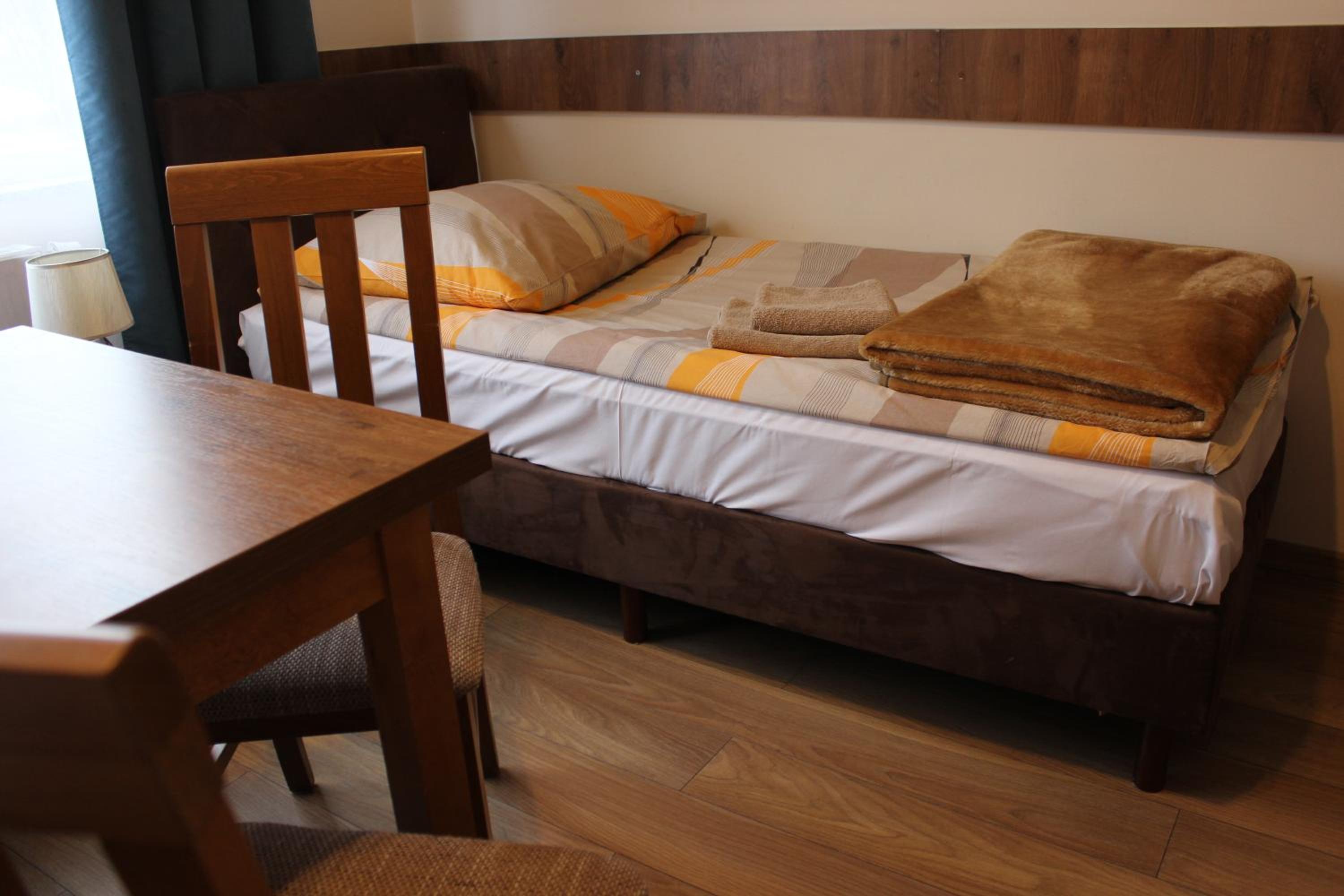 Standard Triple Room - Photo 4