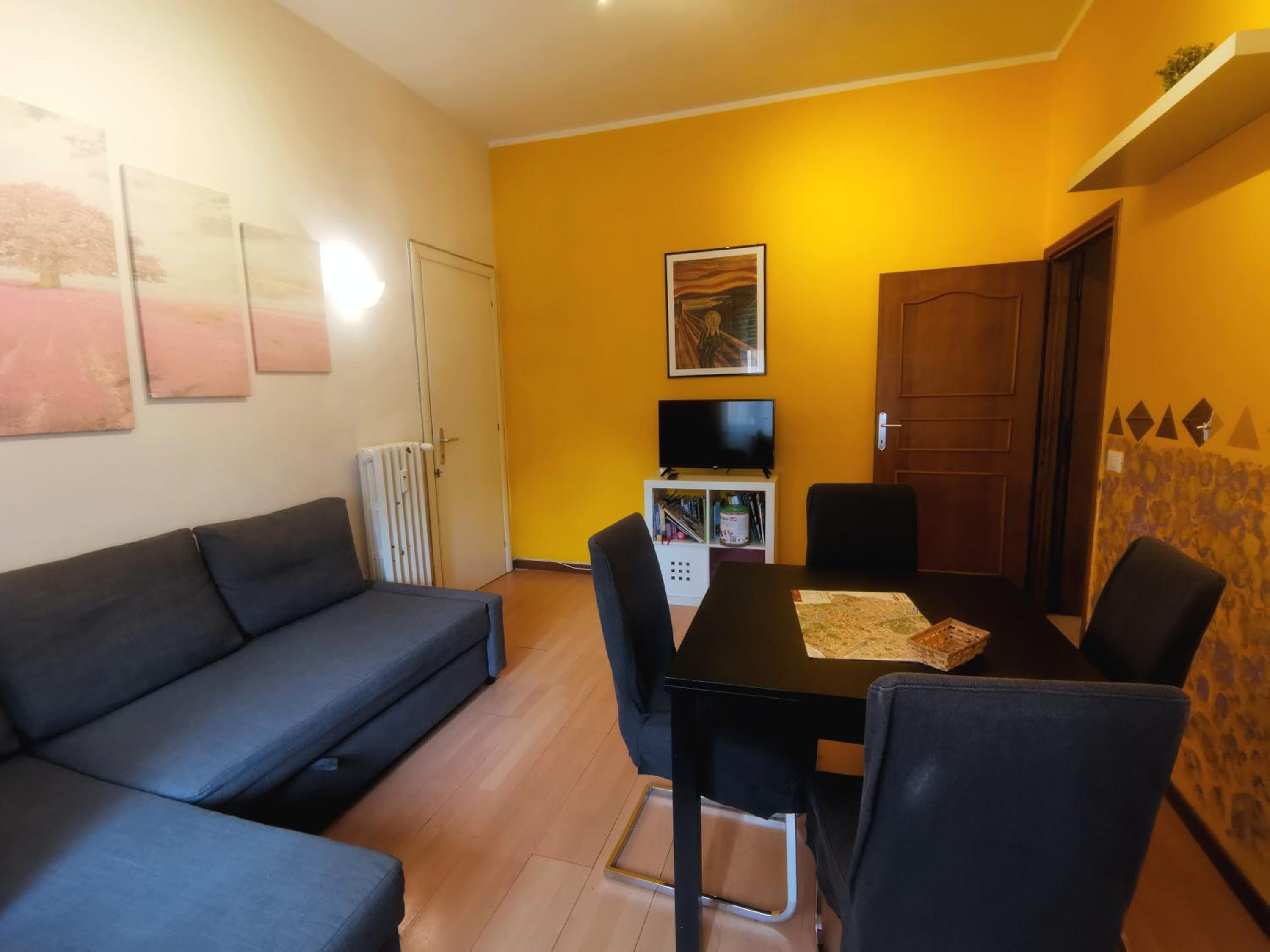 One-Bedroom Apartment
