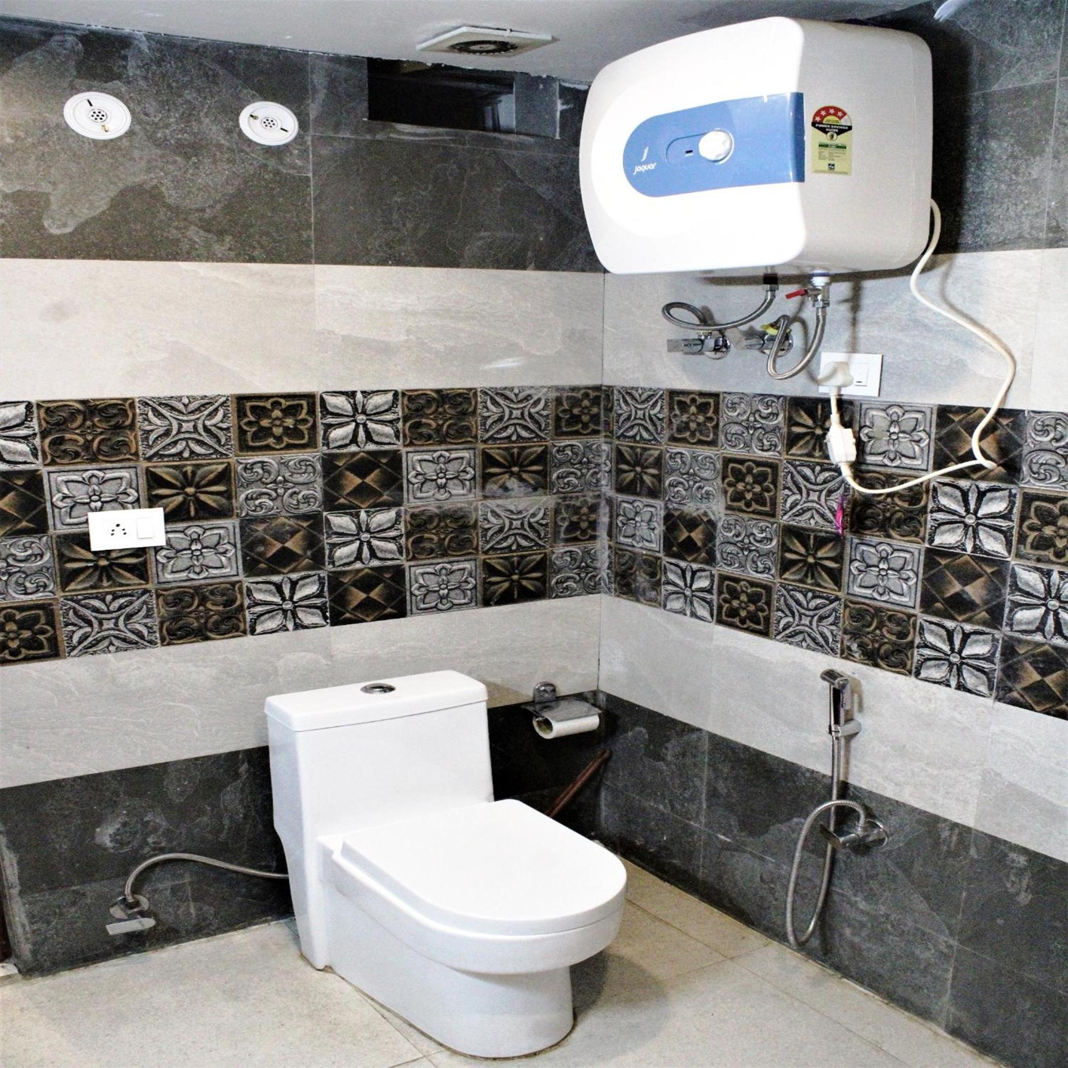 Deluxe Room - Photo 2