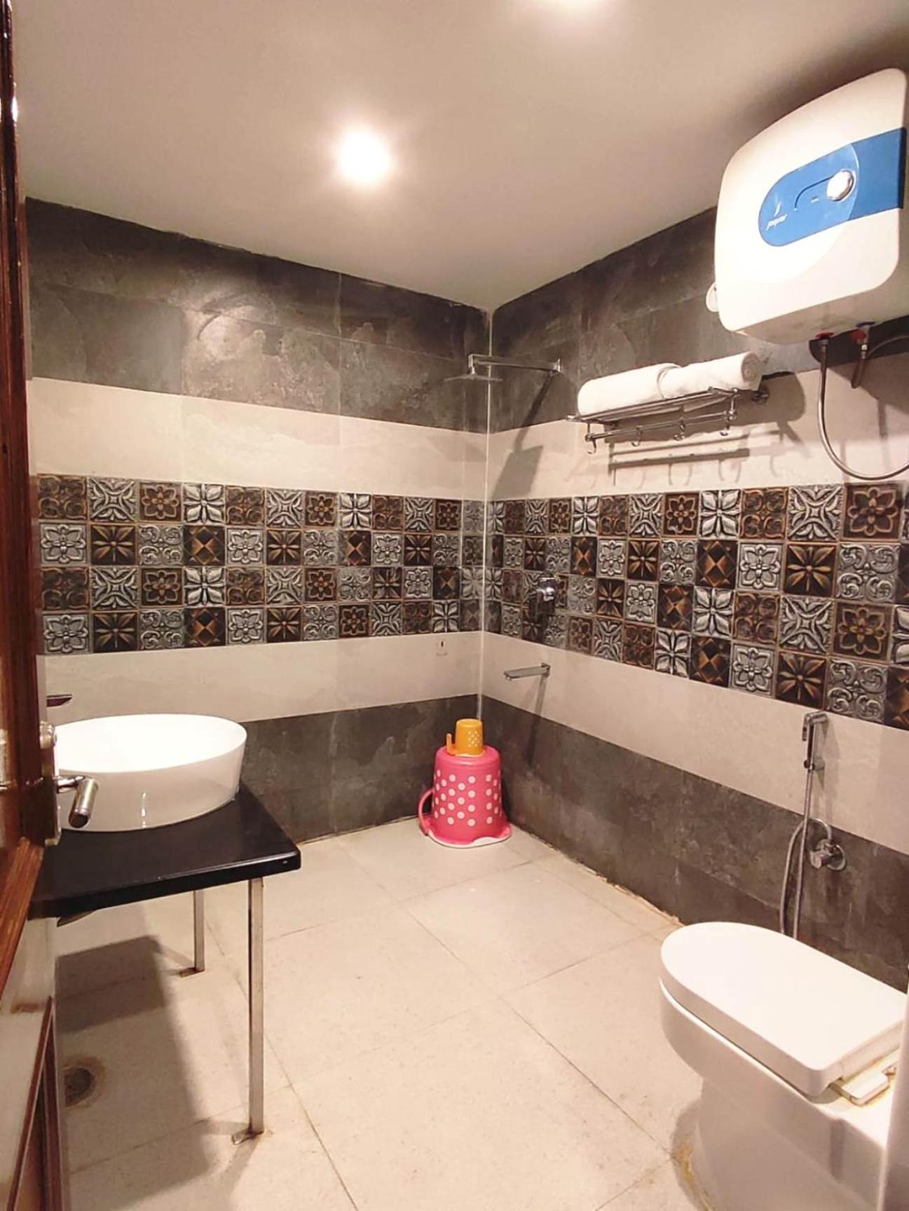 Deluxe Room - Photo 4