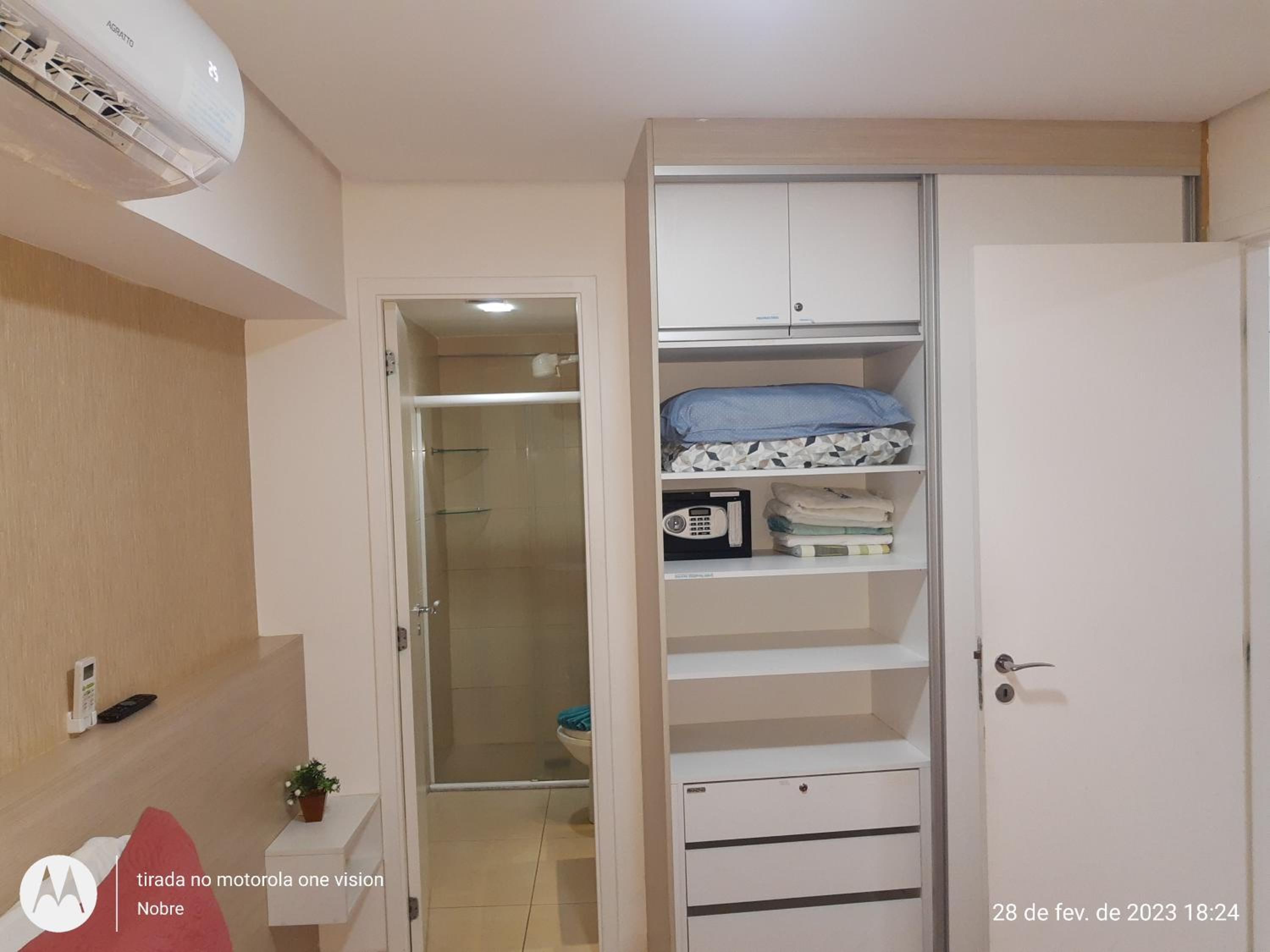 Apartment with Balcony photo 1