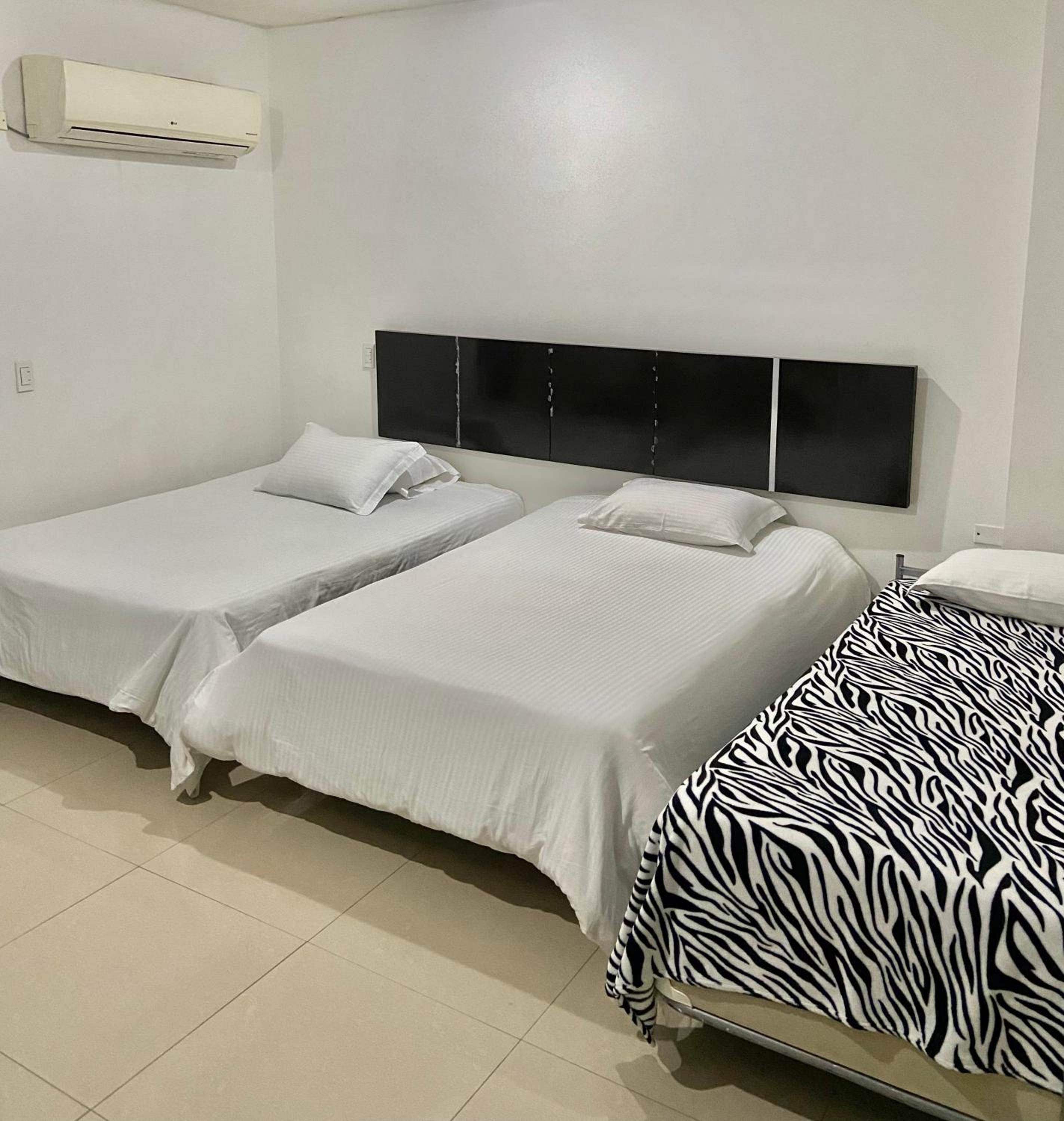 Deluxe Family Room photo 2