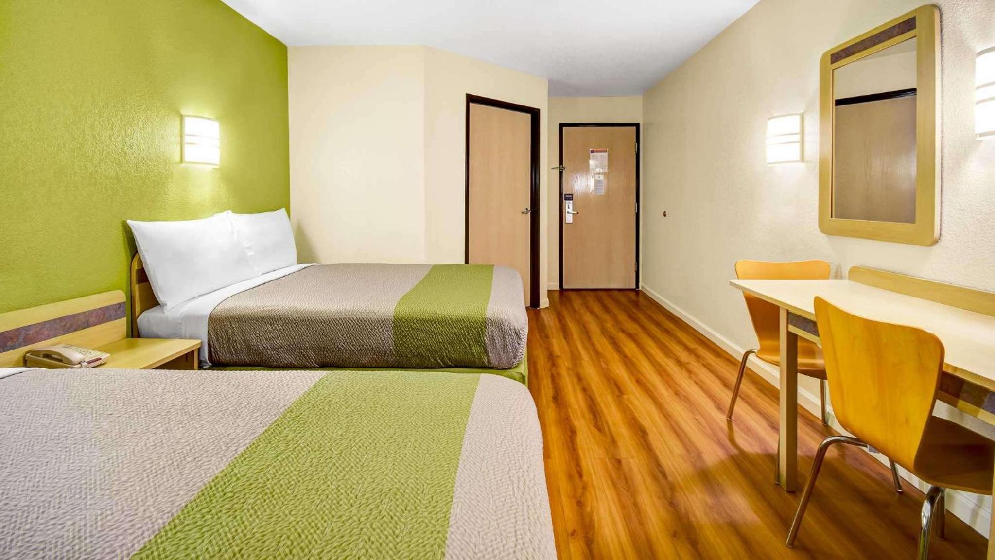 Duplex Quadruple Room - Non-Smoking - Photo 4