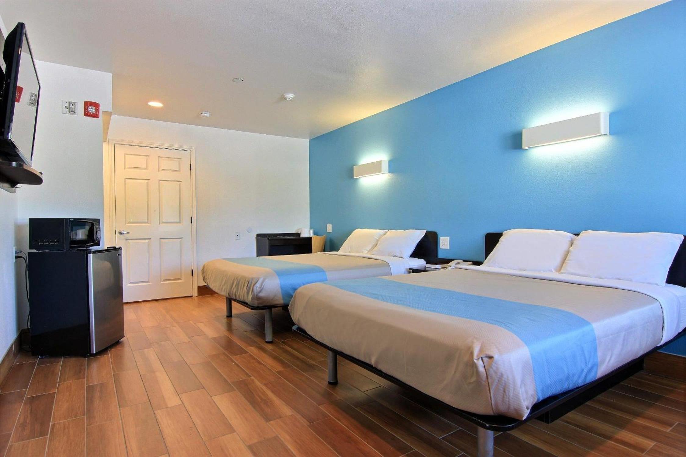 Queen Room with Two Queen Beds - Disability Access - Roll In Shower photo 1