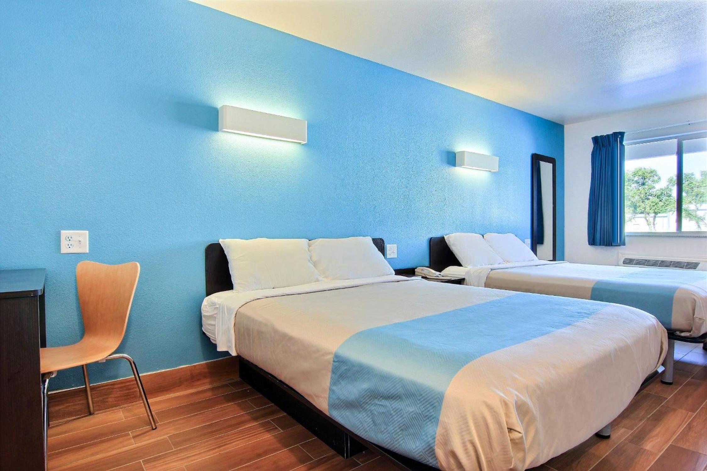 Queen Room with Two Queen Beds - Disability Access - Roll In Shower photo 3