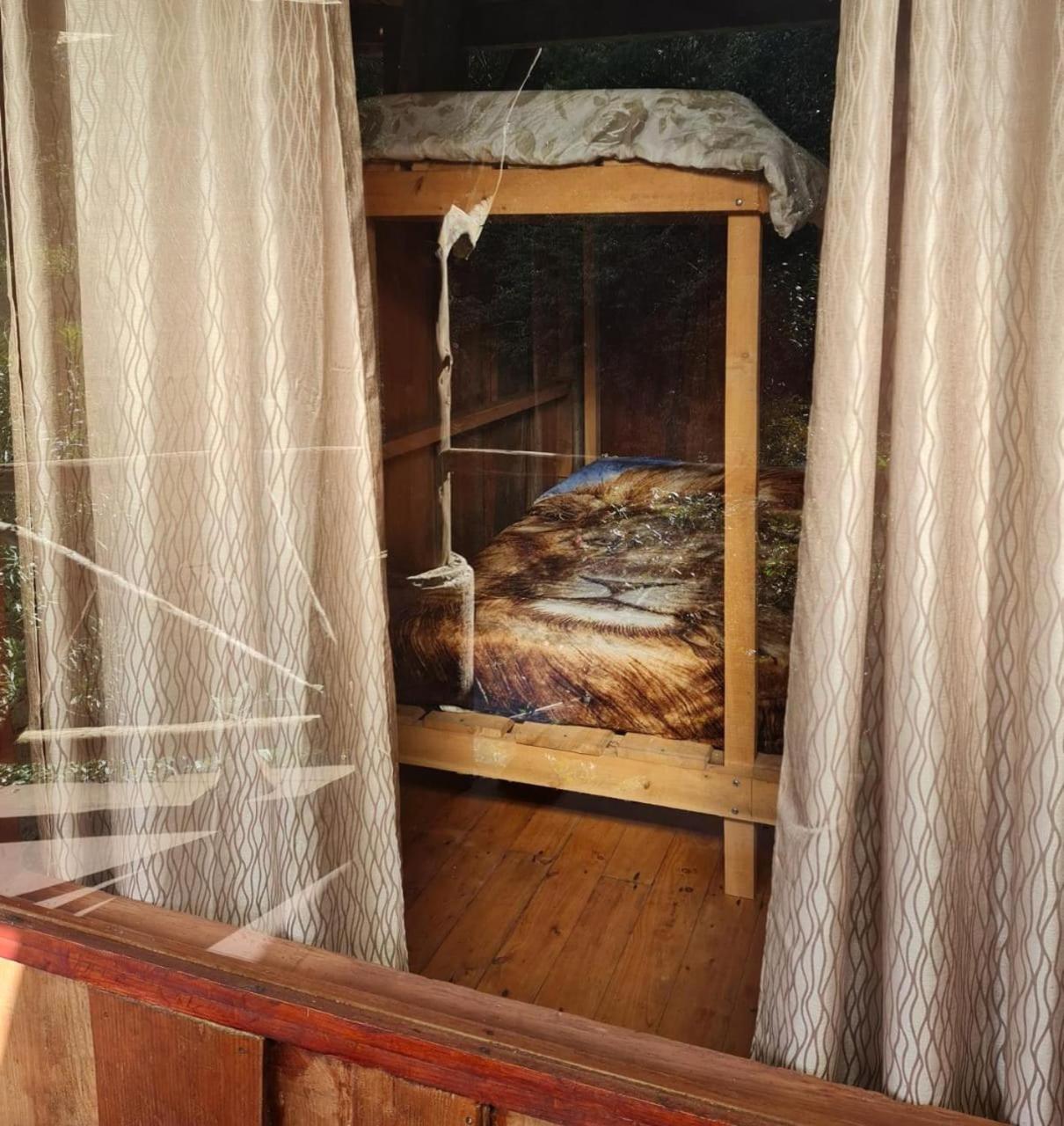 Standard Double Room with Shared Bathroom photo 3