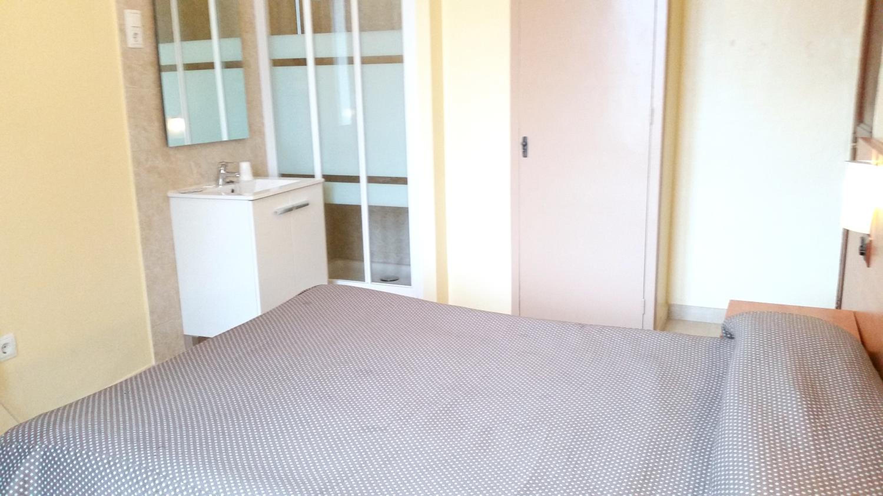 Double Room with Shared Toilet photo 2