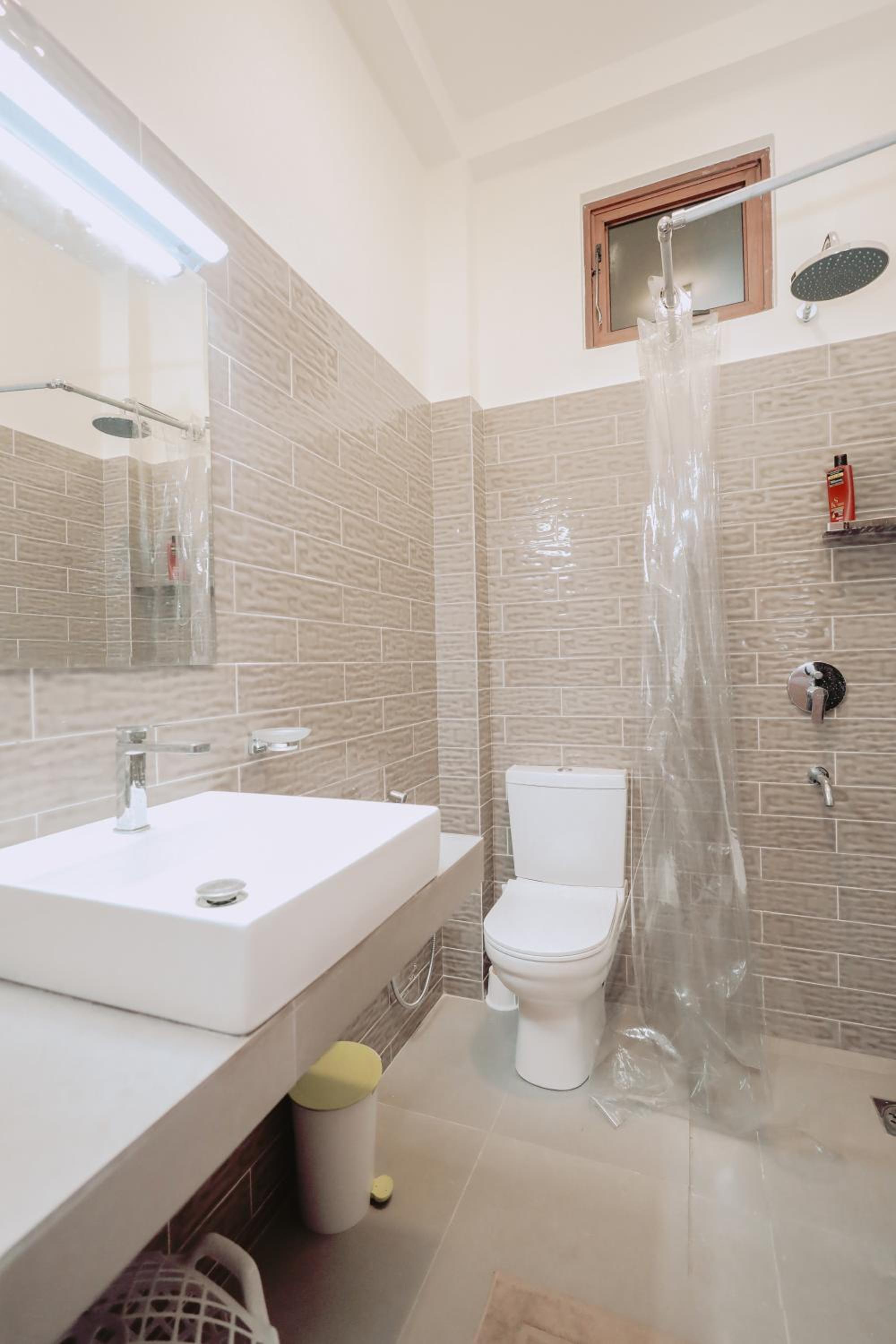 Double Room - Photo 2