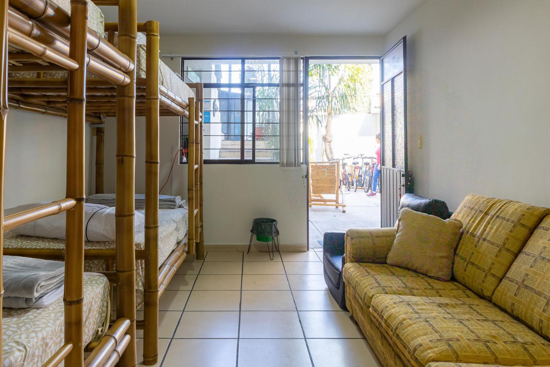 4-Bed Female Dormitory Room photo 3