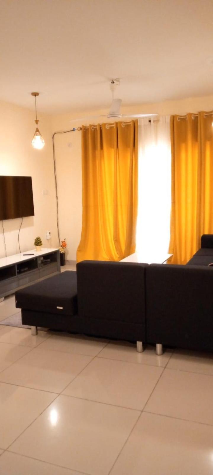 Three-Bedroom Apartment photo 3
