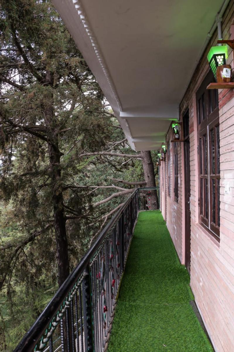 King Room with Balcony photo 3