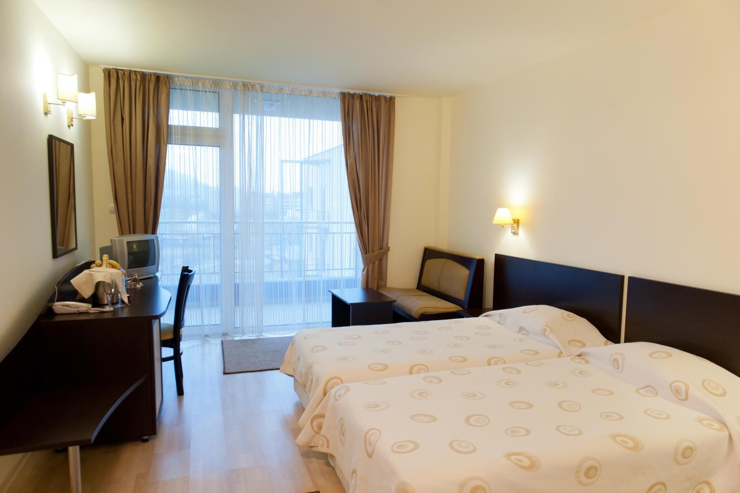 Double or Twin Room with Balcony (2 Adults + 1 Child)