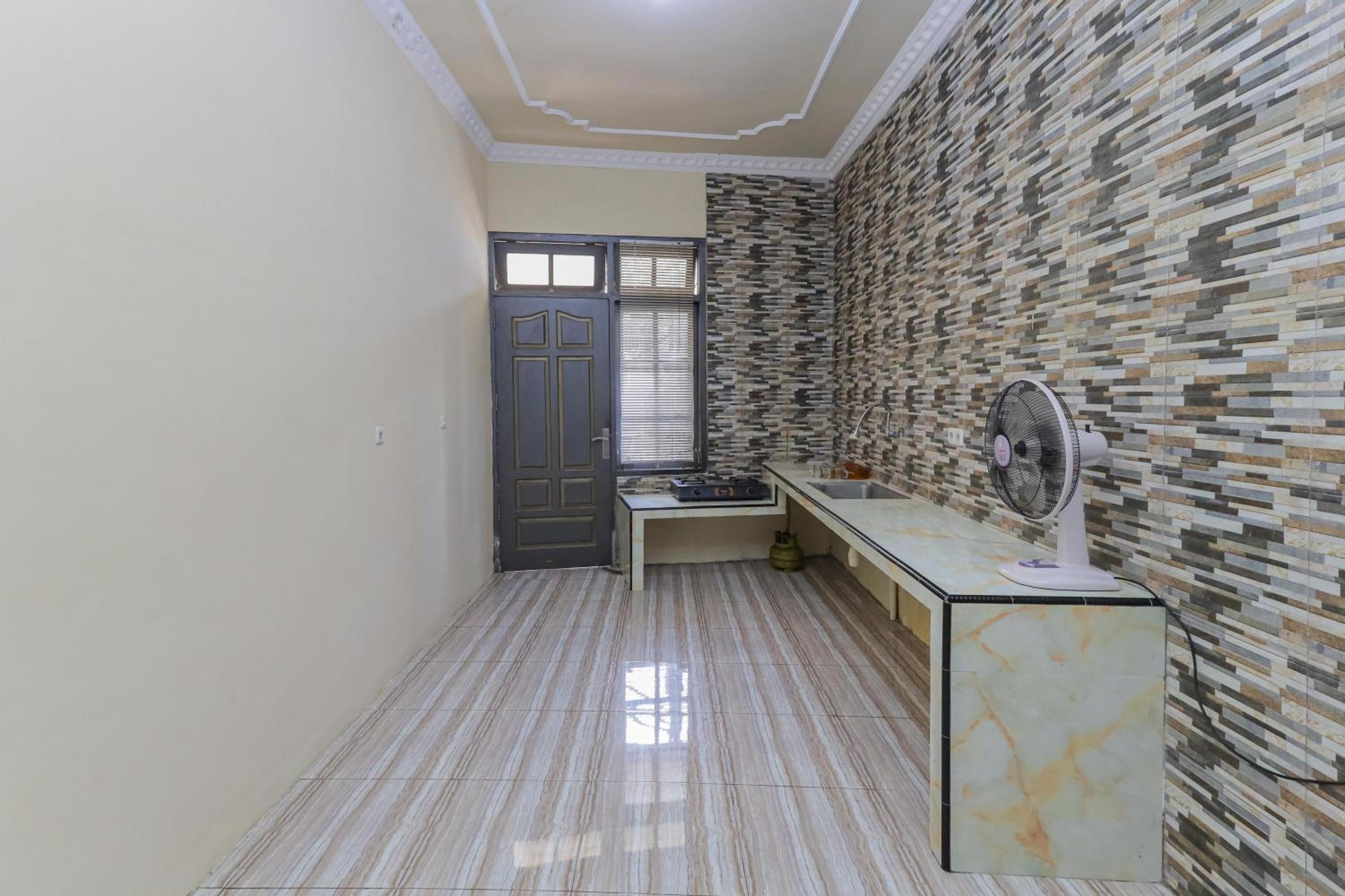 Triple Room - Photo 2