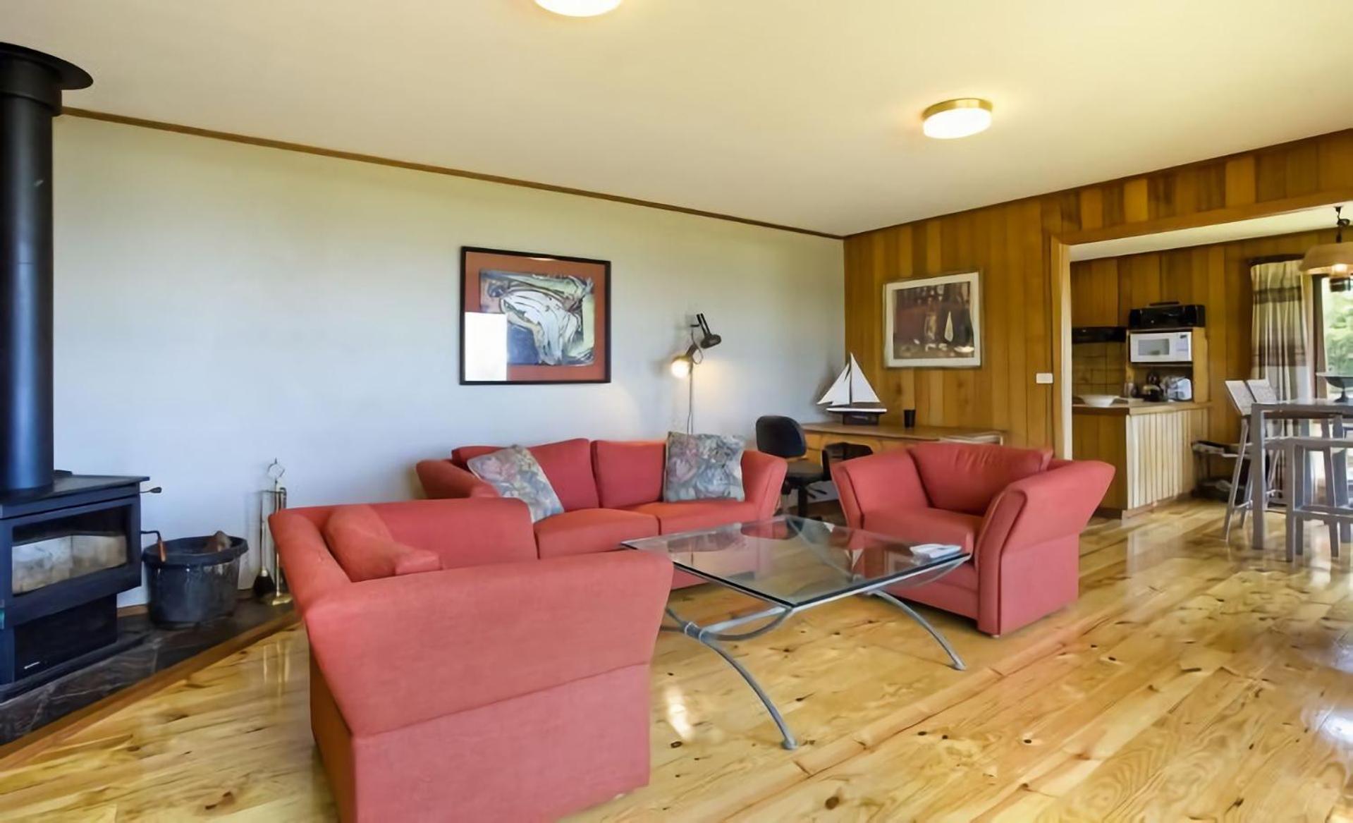 Four-Bedroom House photo 1