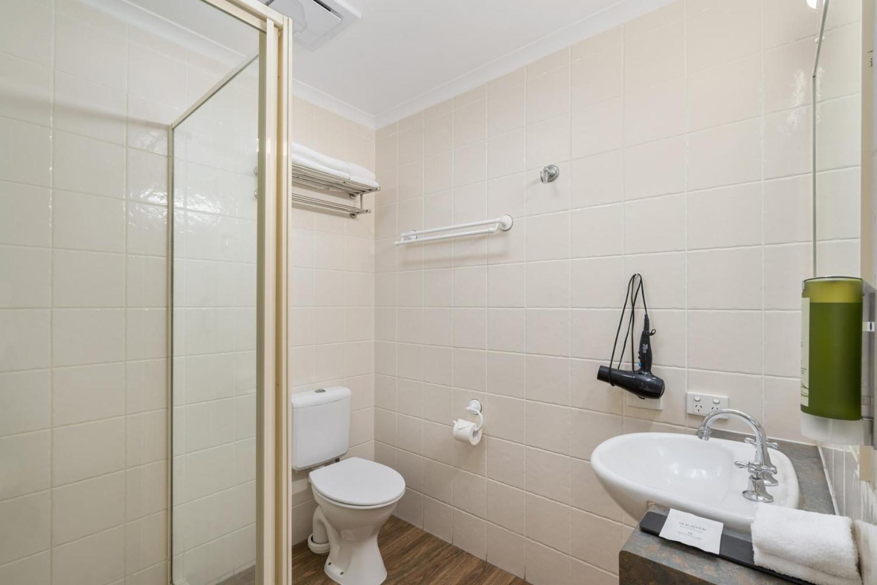 Superior Triple Room photo 3