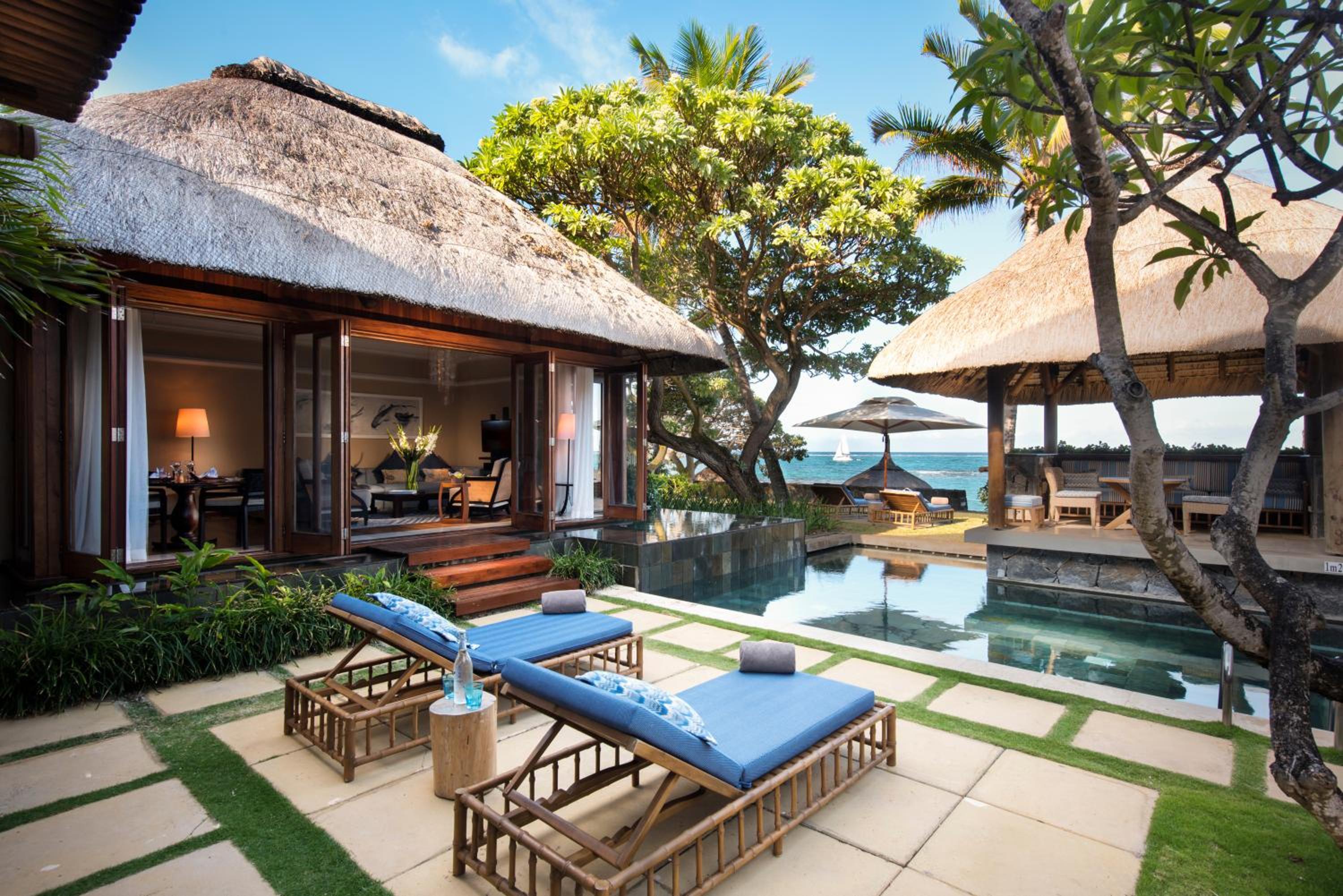 Two Bedroom Pool Villa Beachfront - Photo 3