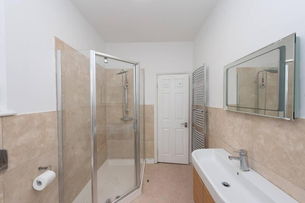 Apartment photo 3