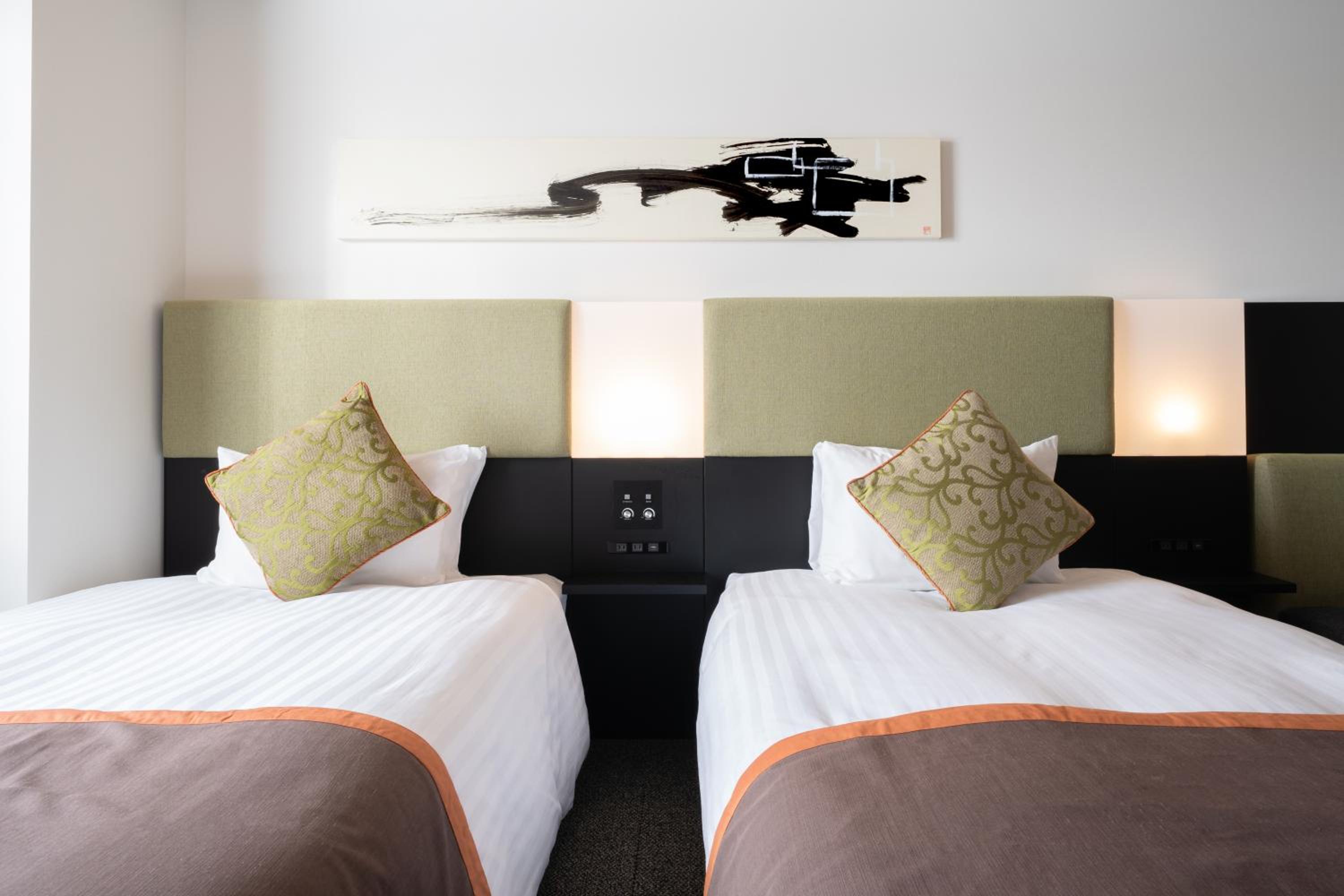 Superior Twin Room photo 3