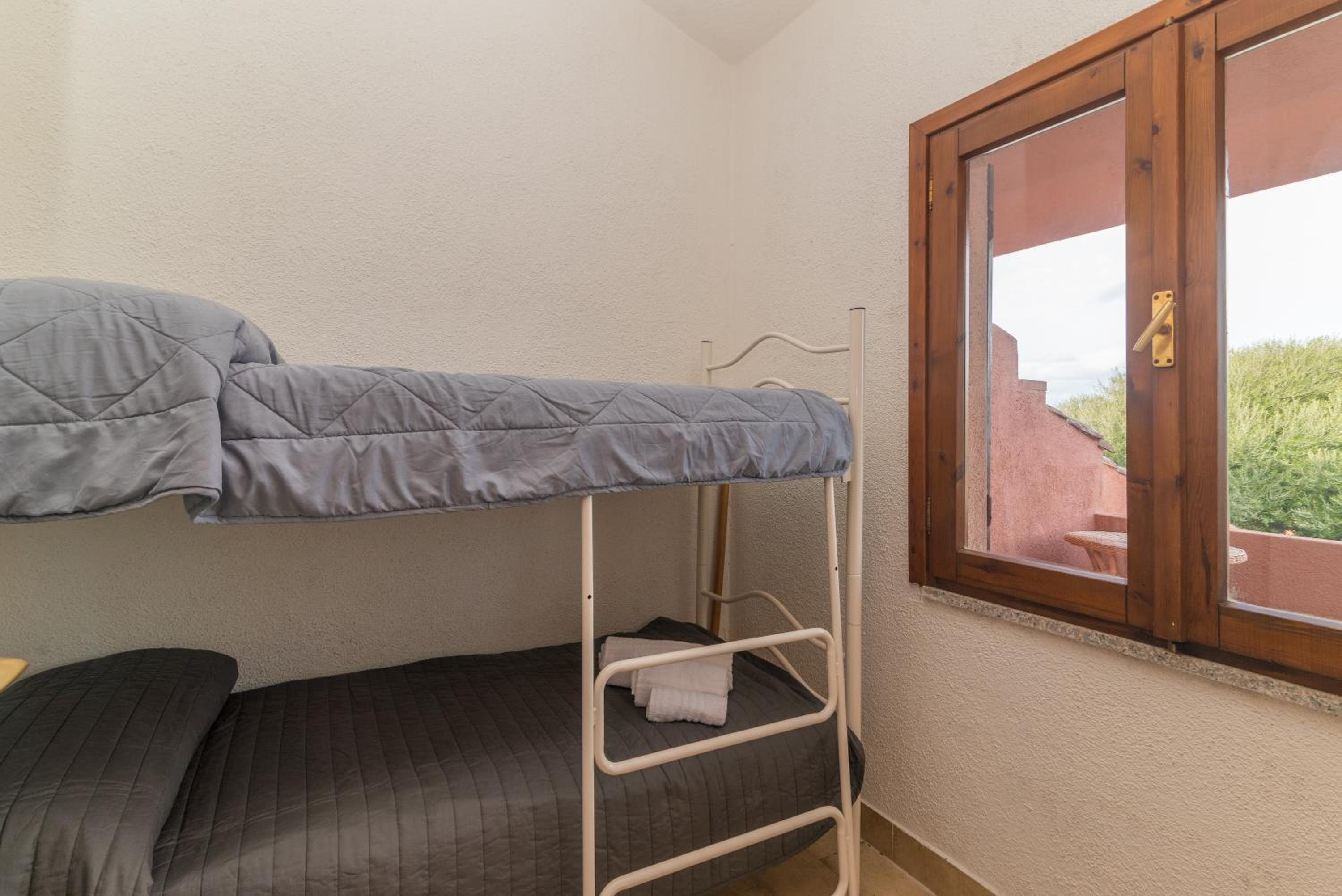 Two-Bedroom Deluxe Apartment with Ocean View photo 2