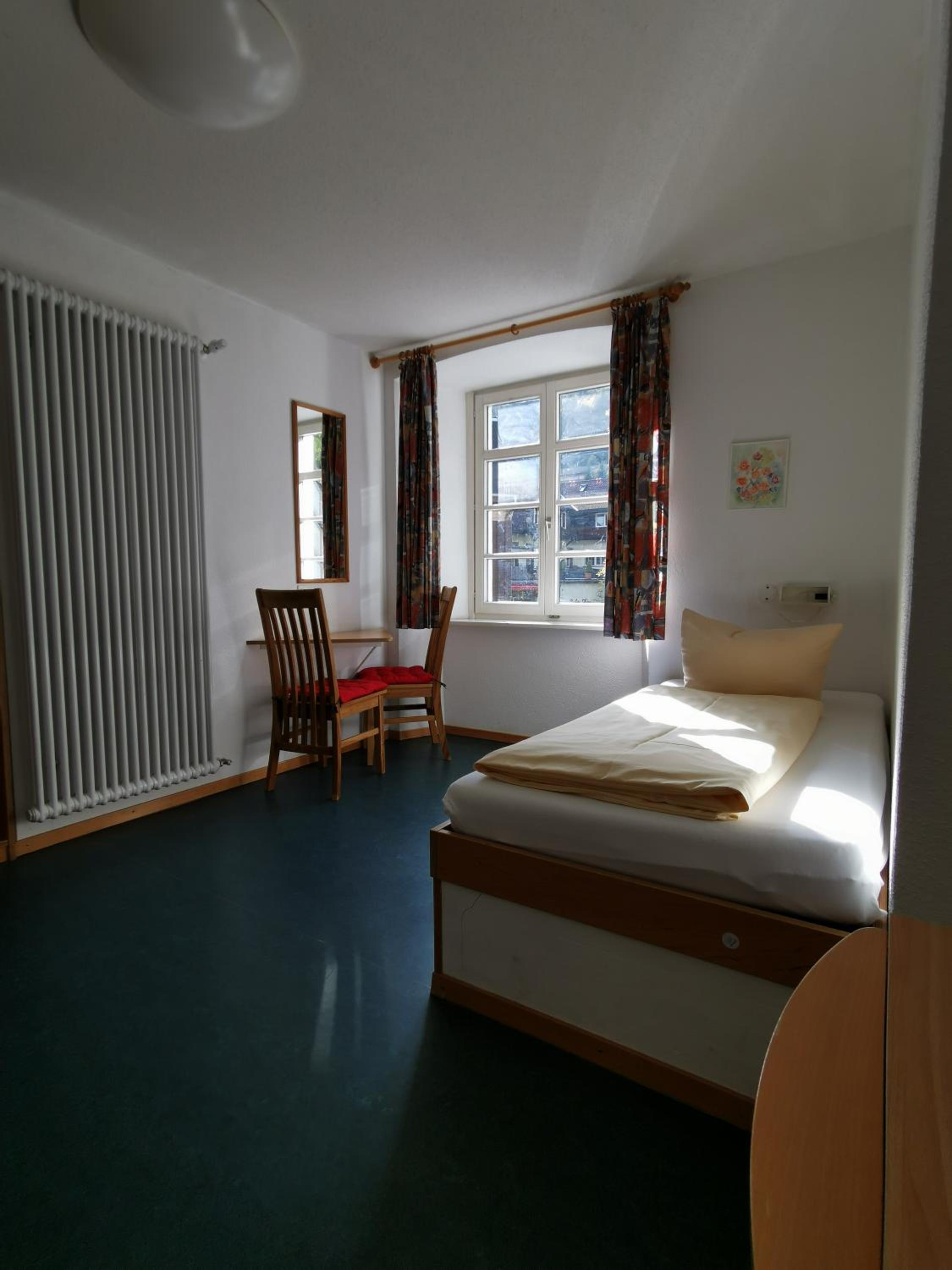 Twin Room With Shared Bathroom photo 2