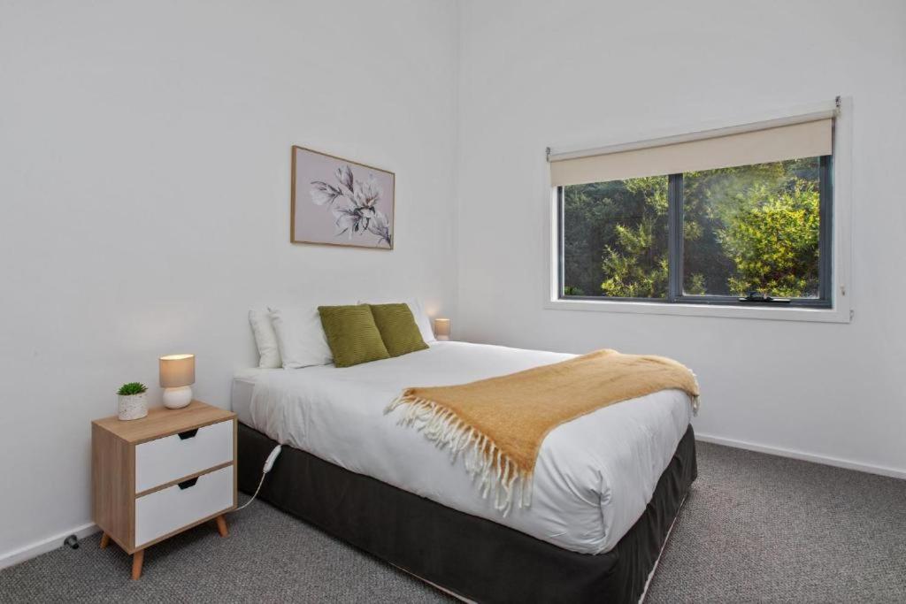 Two-Bedroom Apartment photo 3
