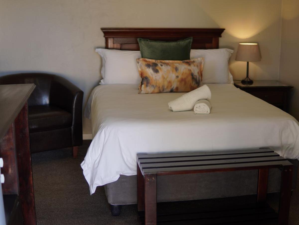 Budget Double Room photo 1