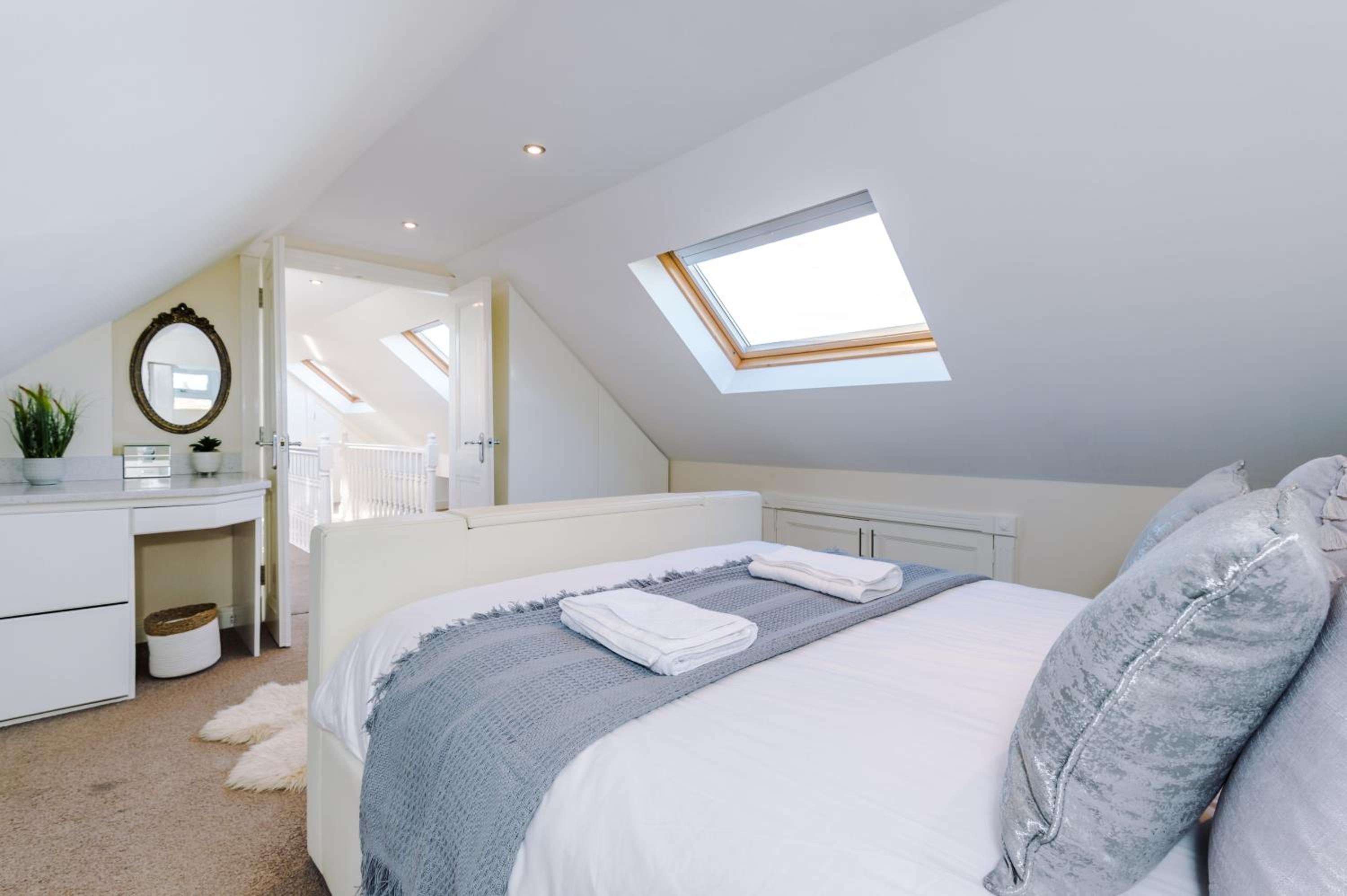 Three-Bedroom House photo 1