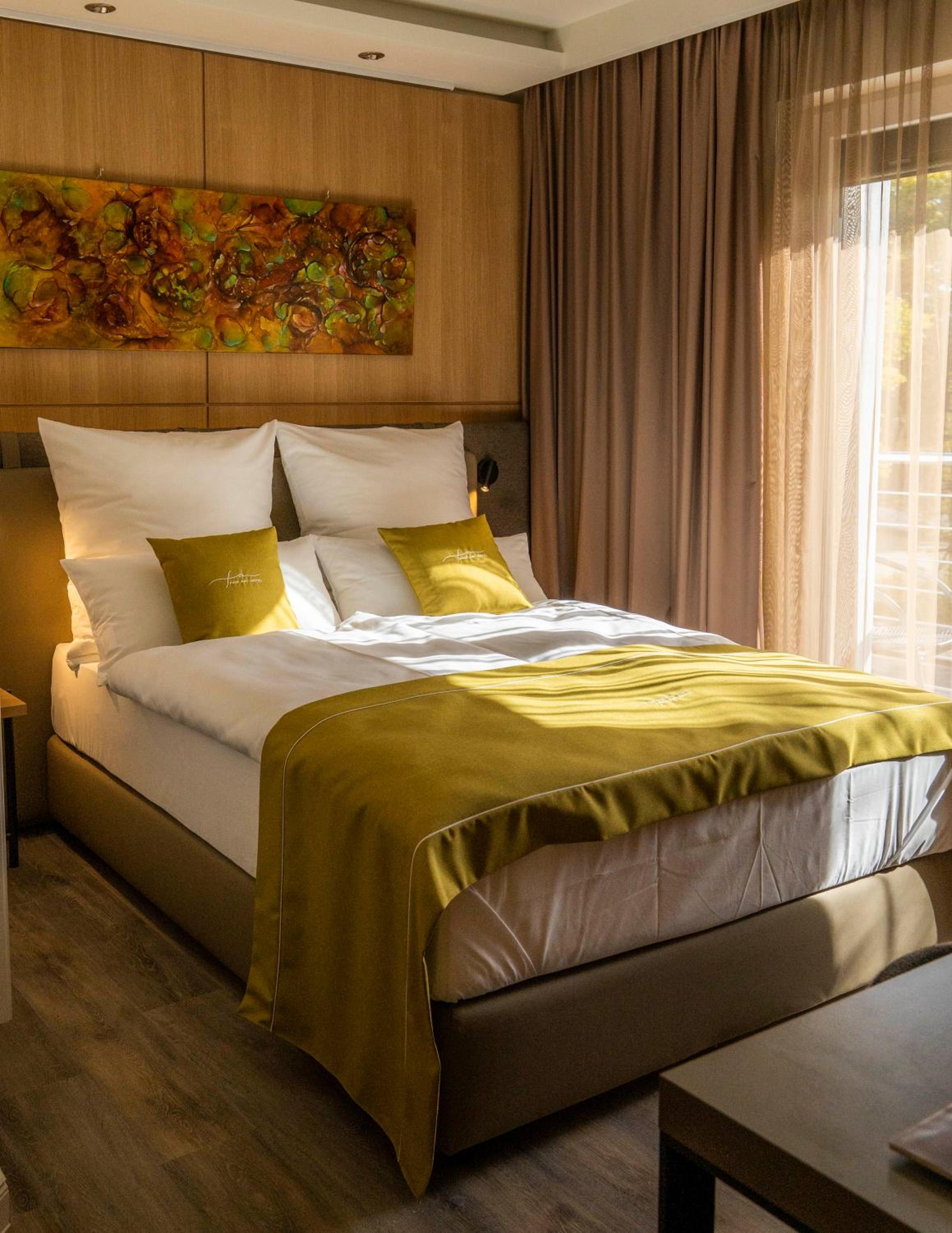 Large Single Room