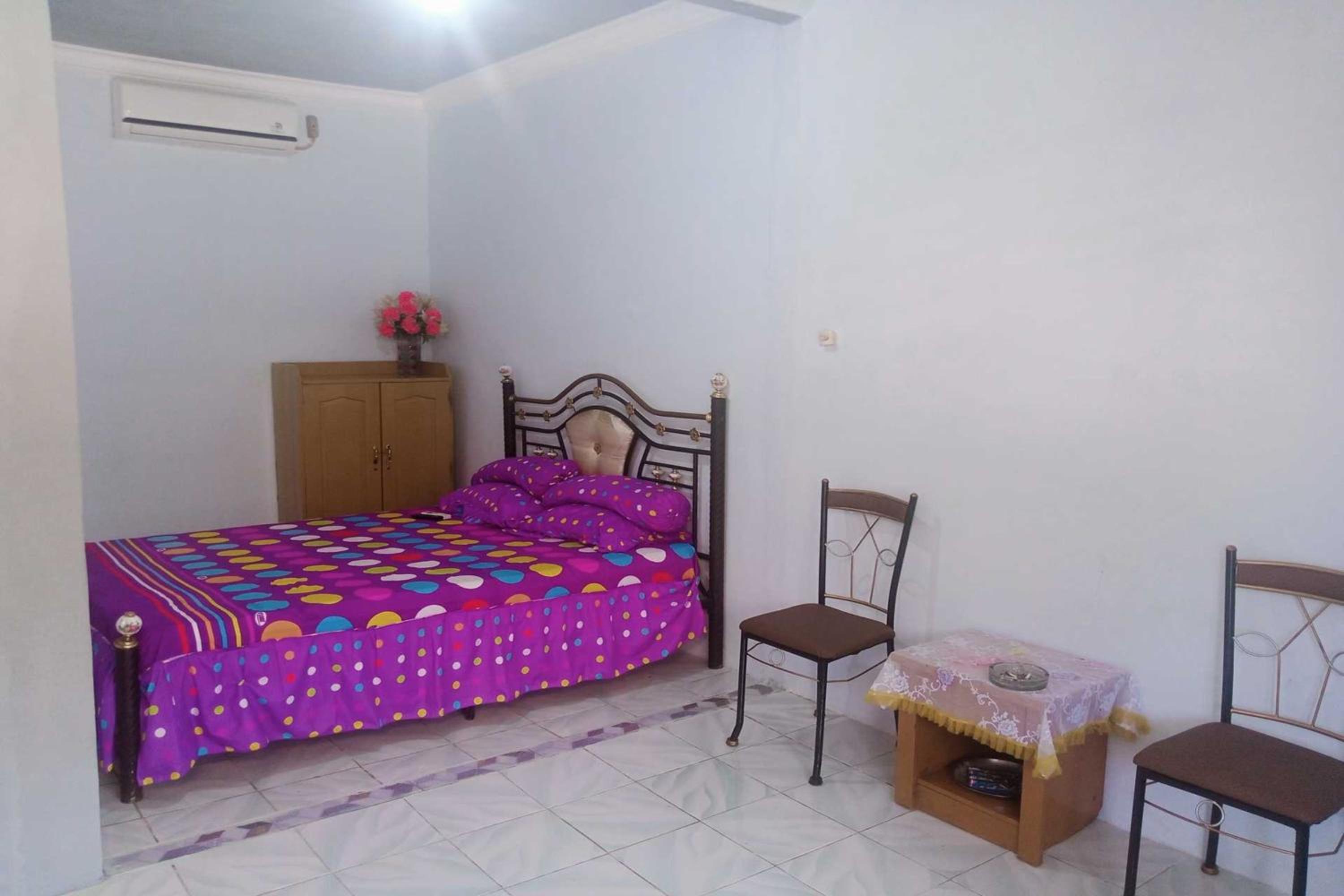 Deluxe King Room photo 1