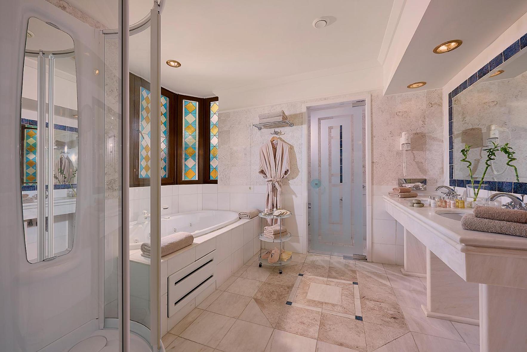 Executive Suite photo 2