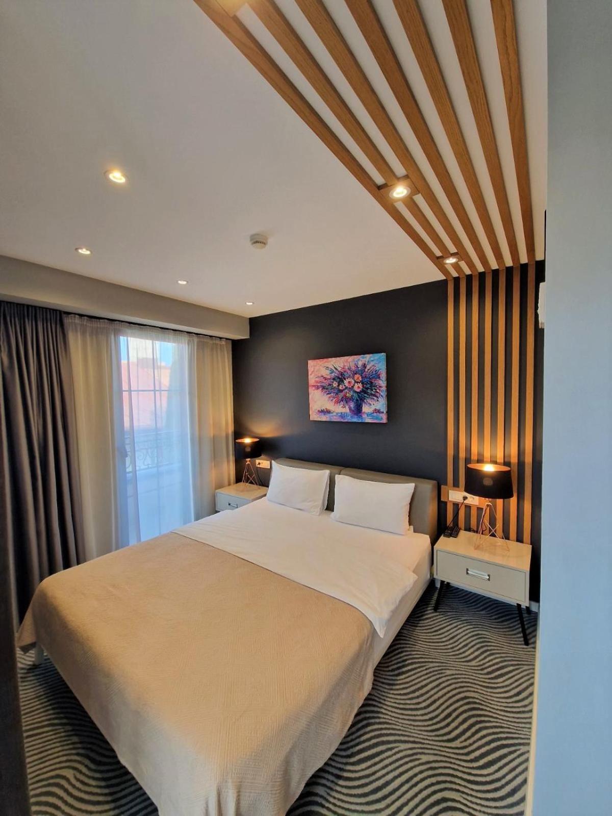 Standard Double Room - Photo 1