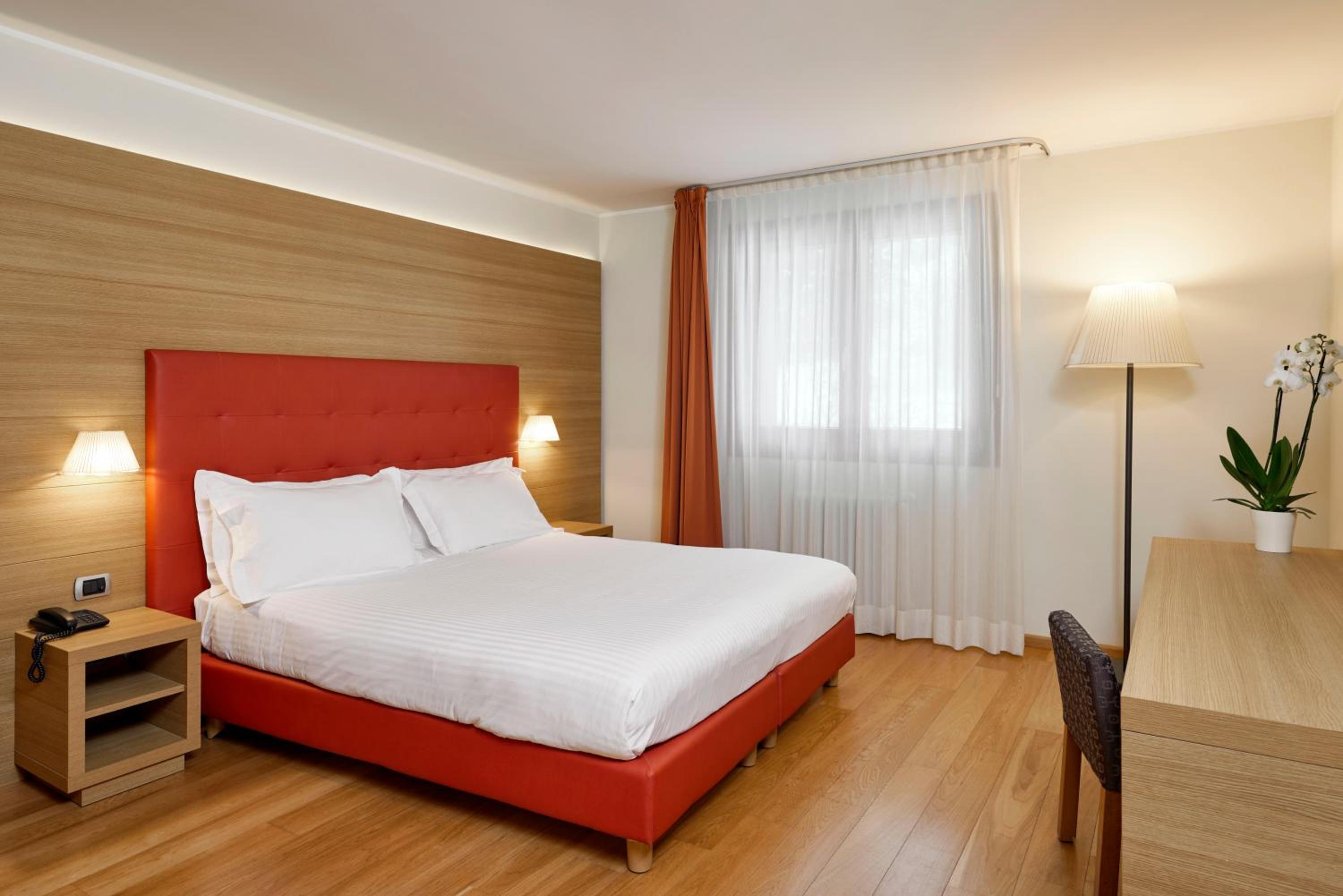 Suite photo 1