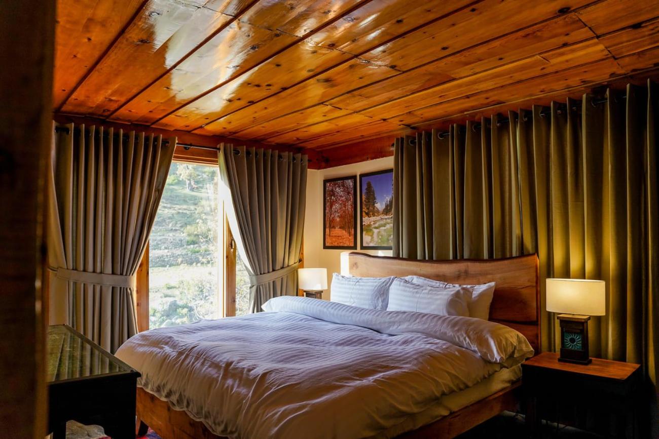 Junior Suite with Mountain View