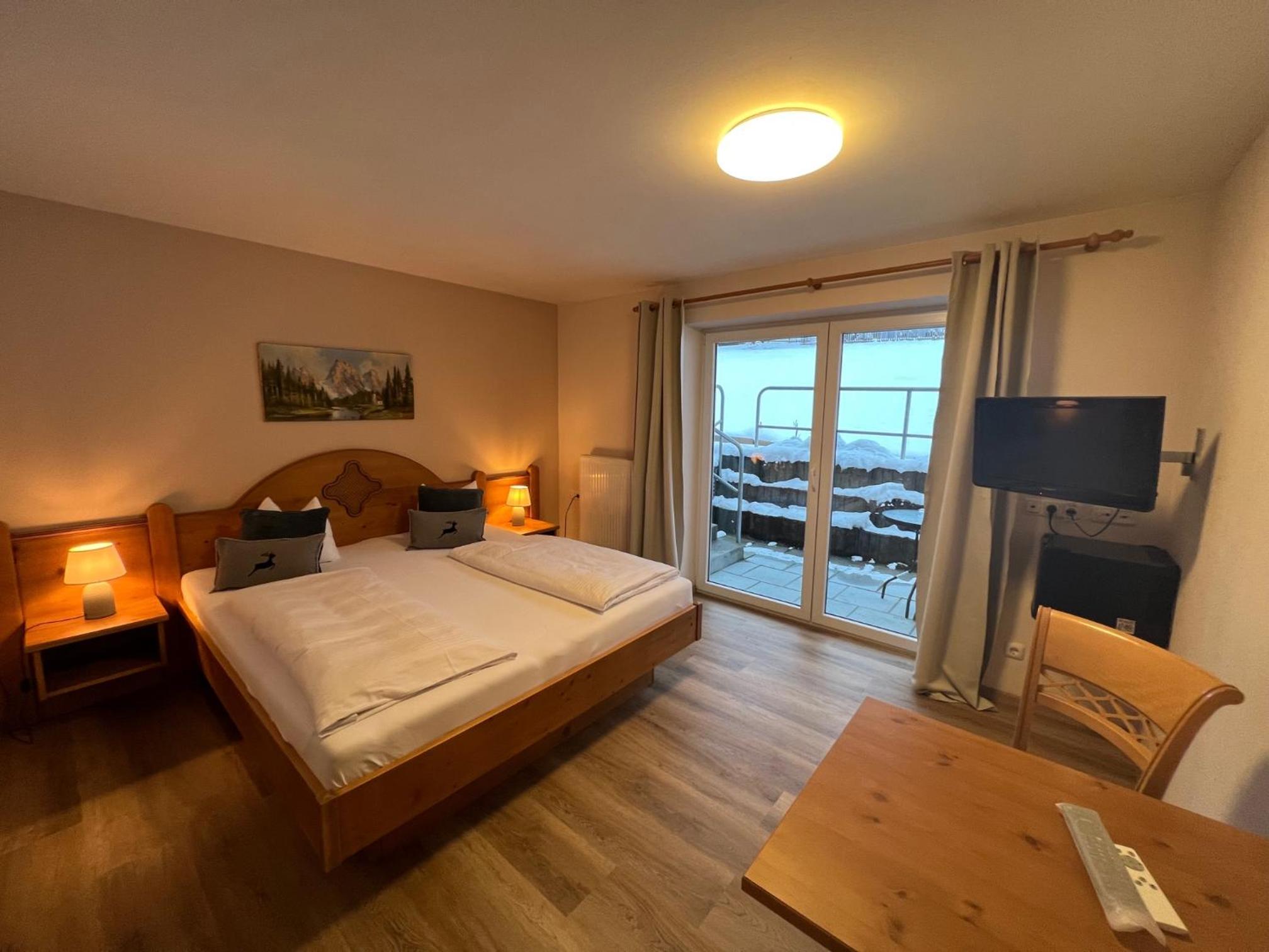 Double Room - Photo 1