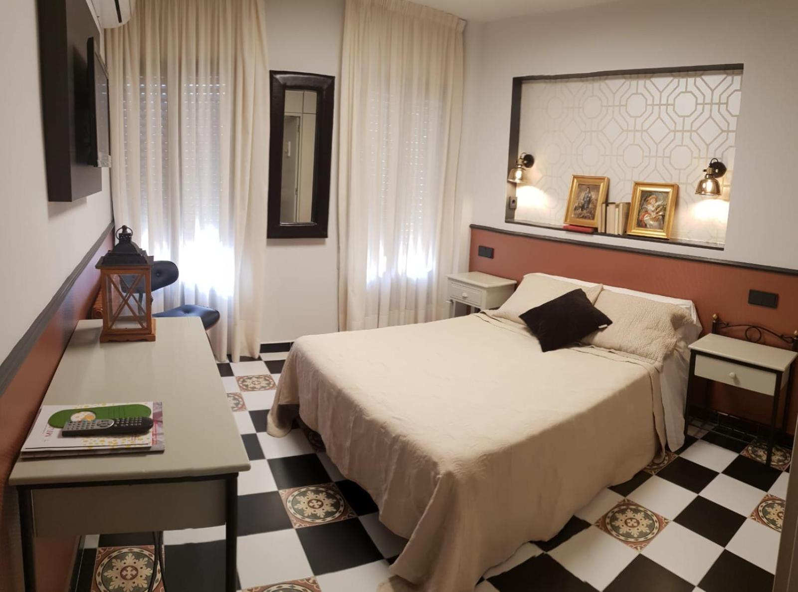 Superior Double or Twin Room - Photo 2