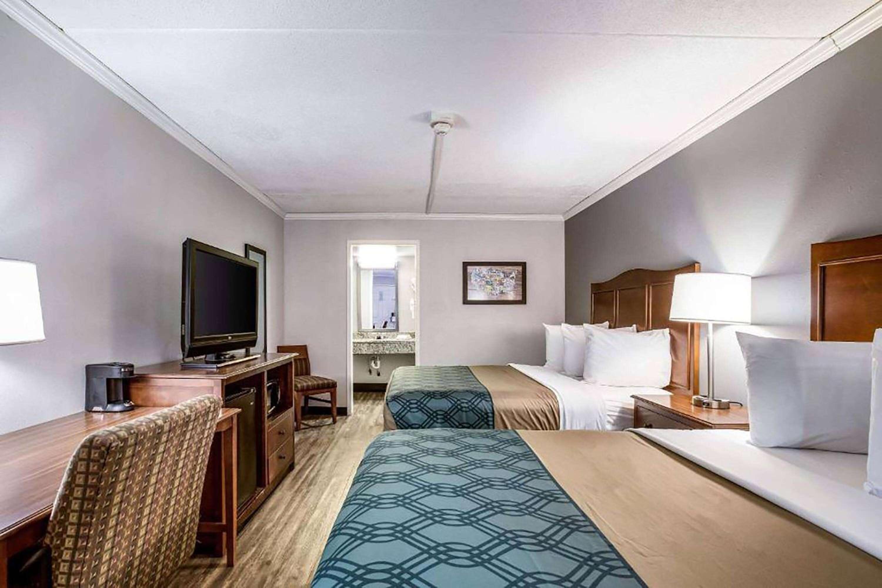 Queen Room with Two Queen Beds - Non-Smoking