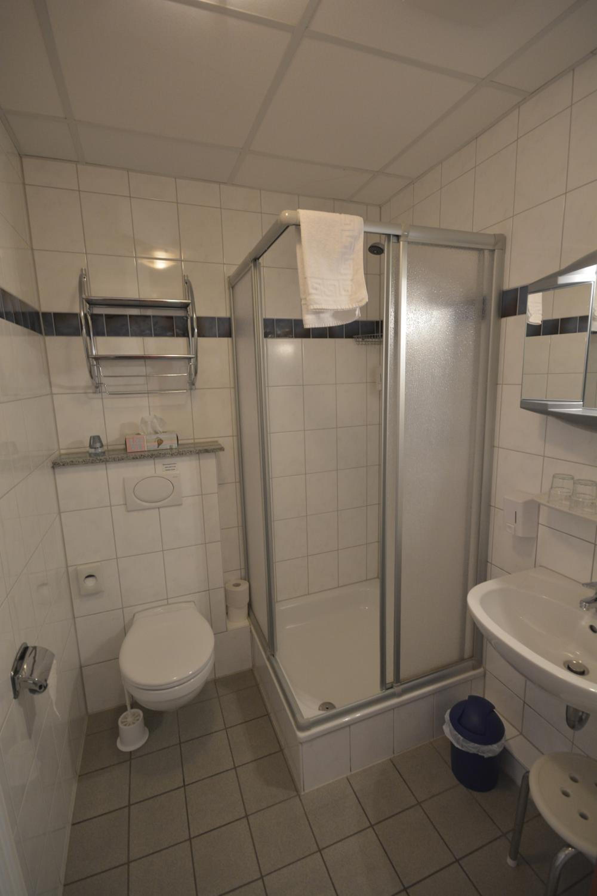 Double Room - Photo 3