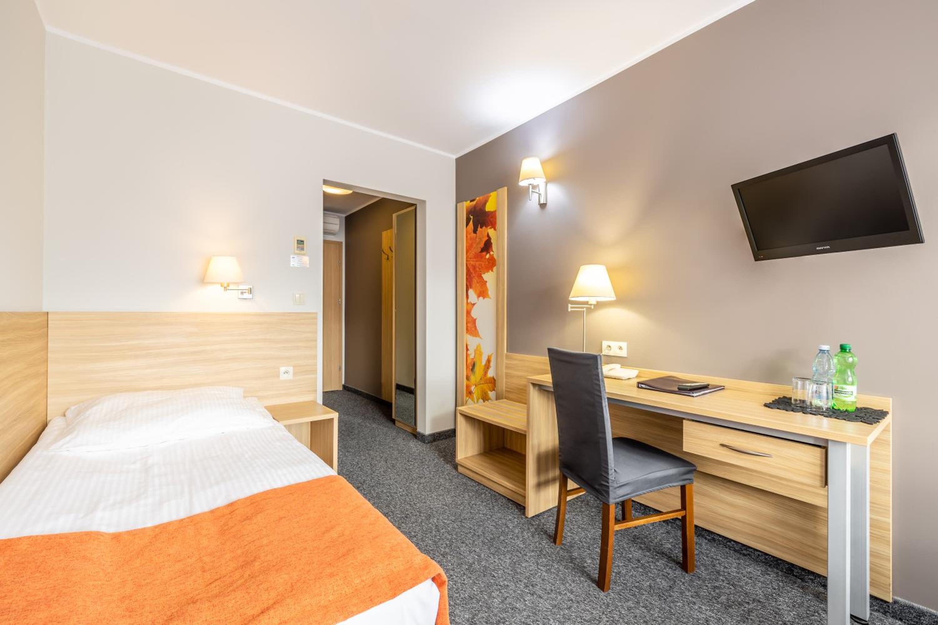 Standard Single Room photo 2