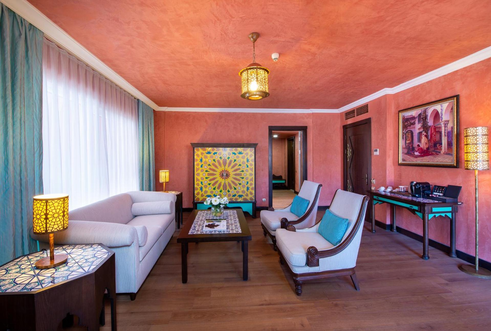 Superior Family Suite photo 3