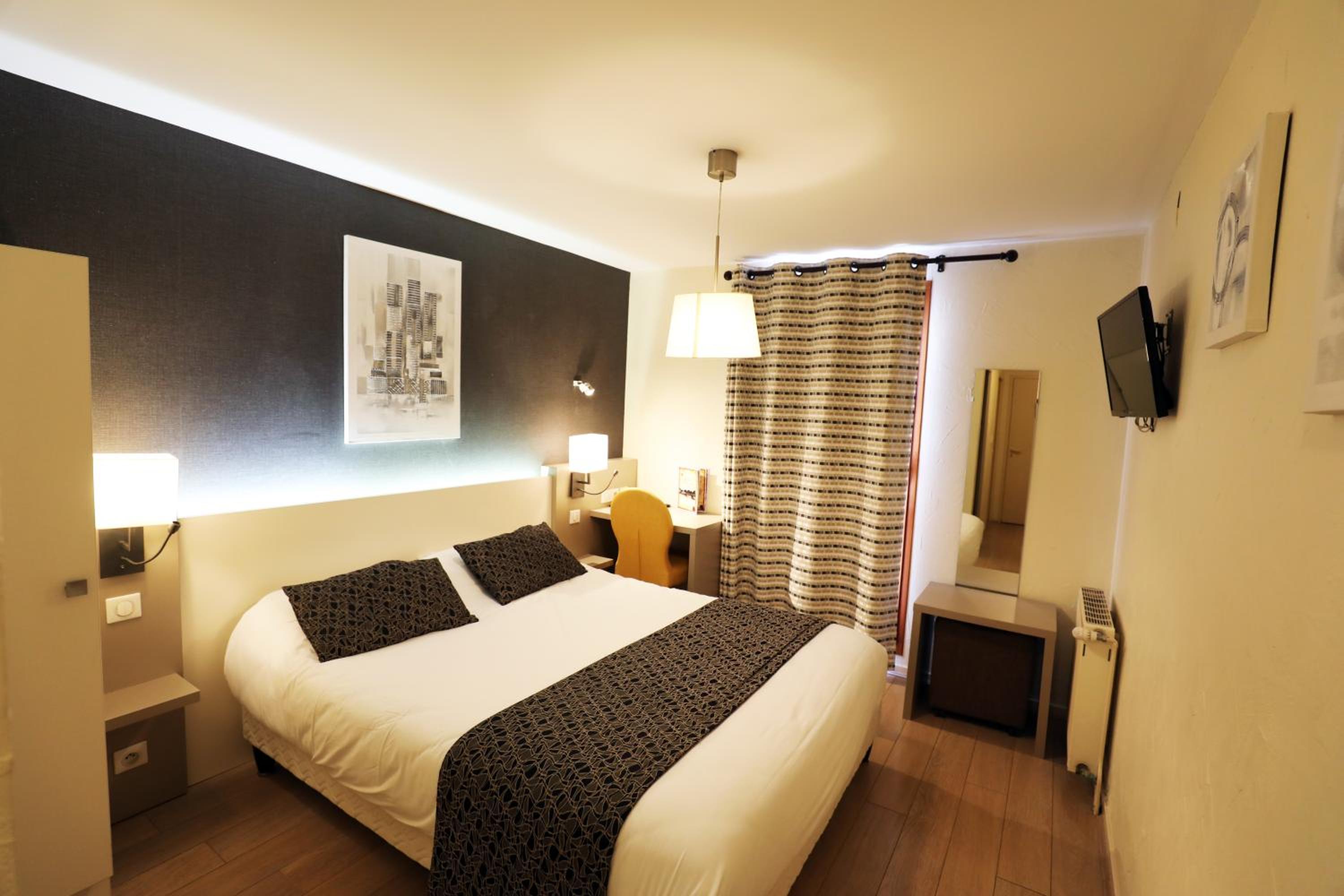 Superior Double Room - Photo 6