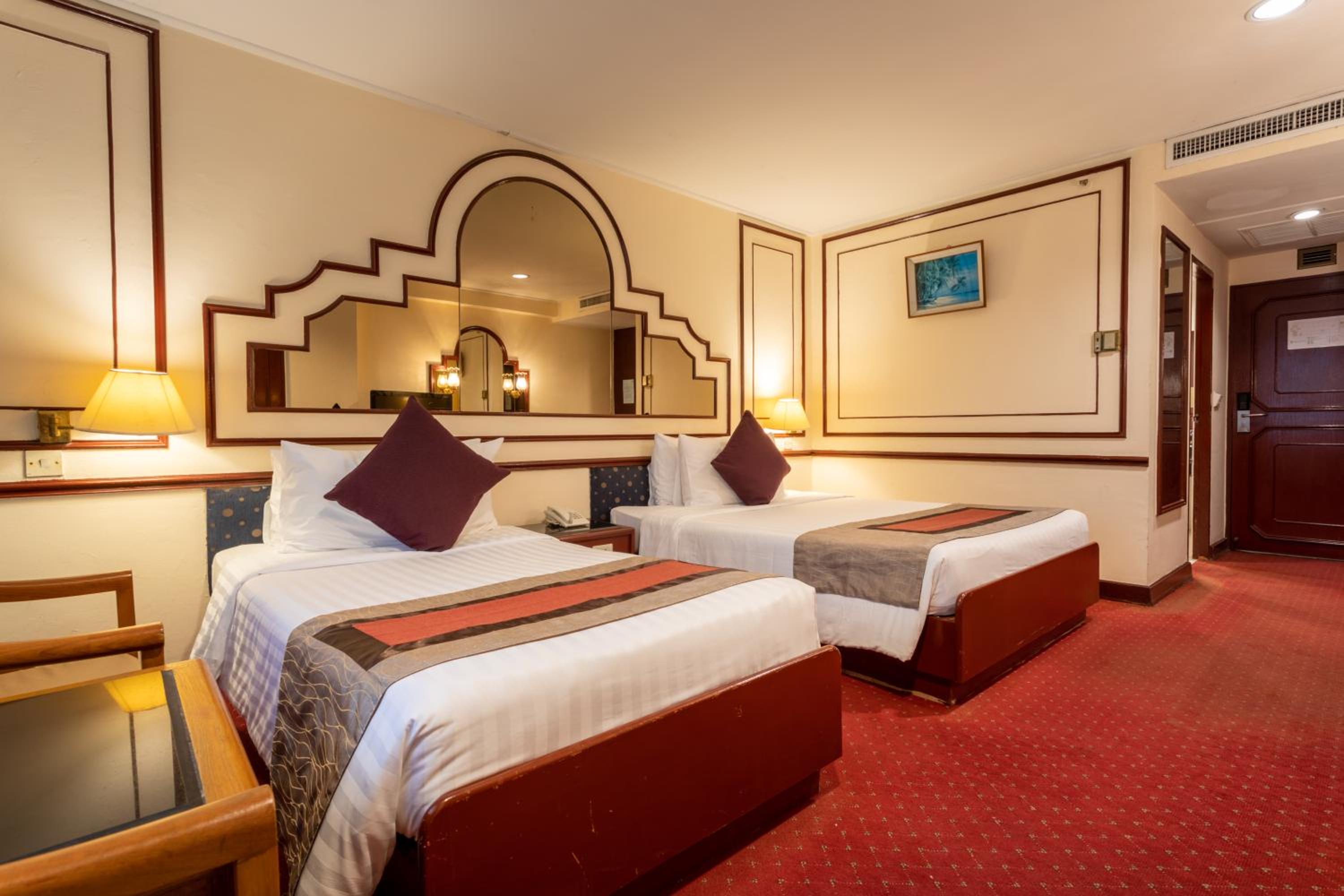 Economy Twin Room photo 2