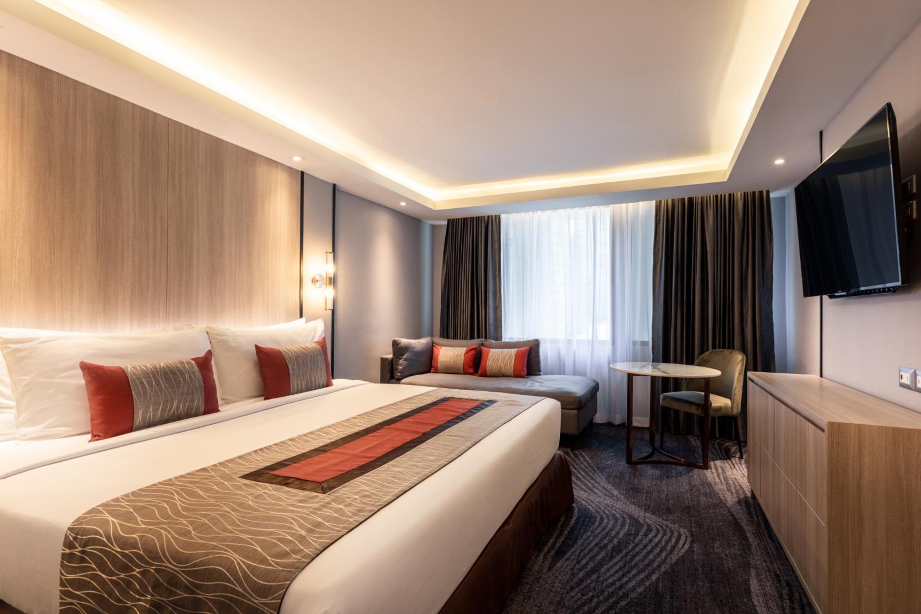 Deluxe Double or Twin Room photo 1
