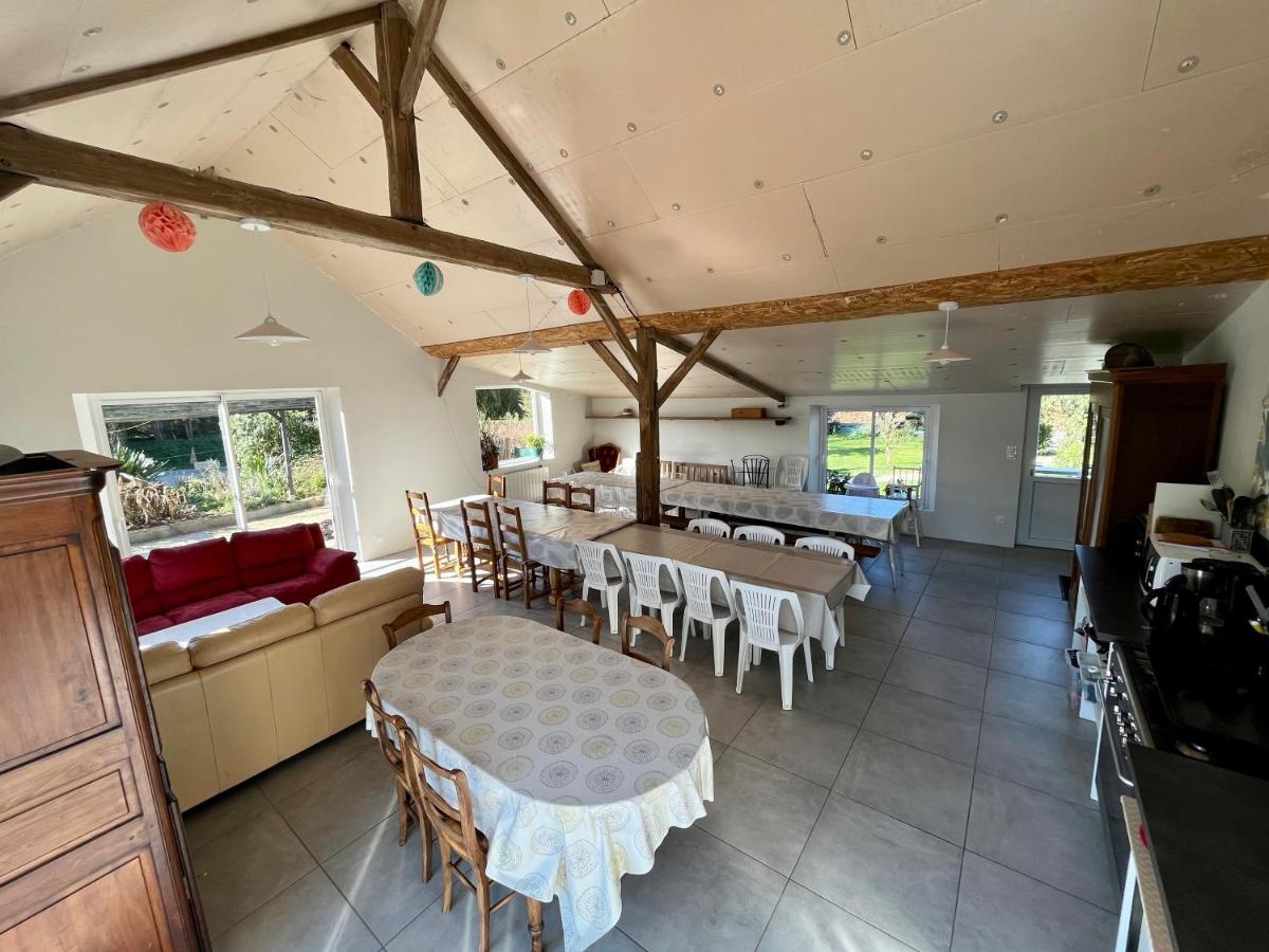 Seven-Bedroom House photo 2