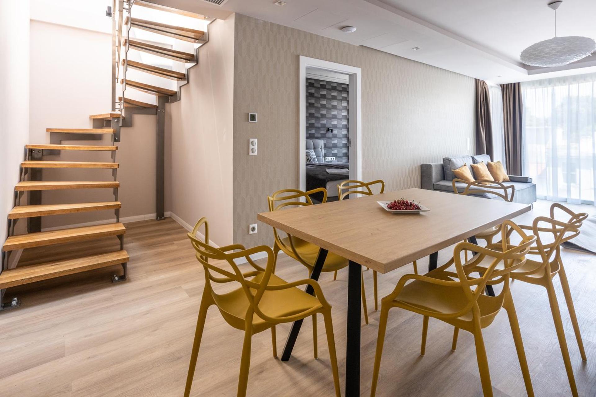 Duplex Quadruple Room - Photo 13