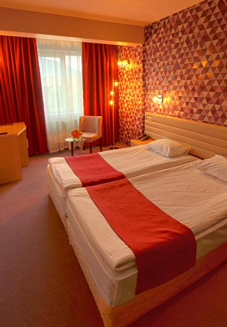 Small Single Room photo 3